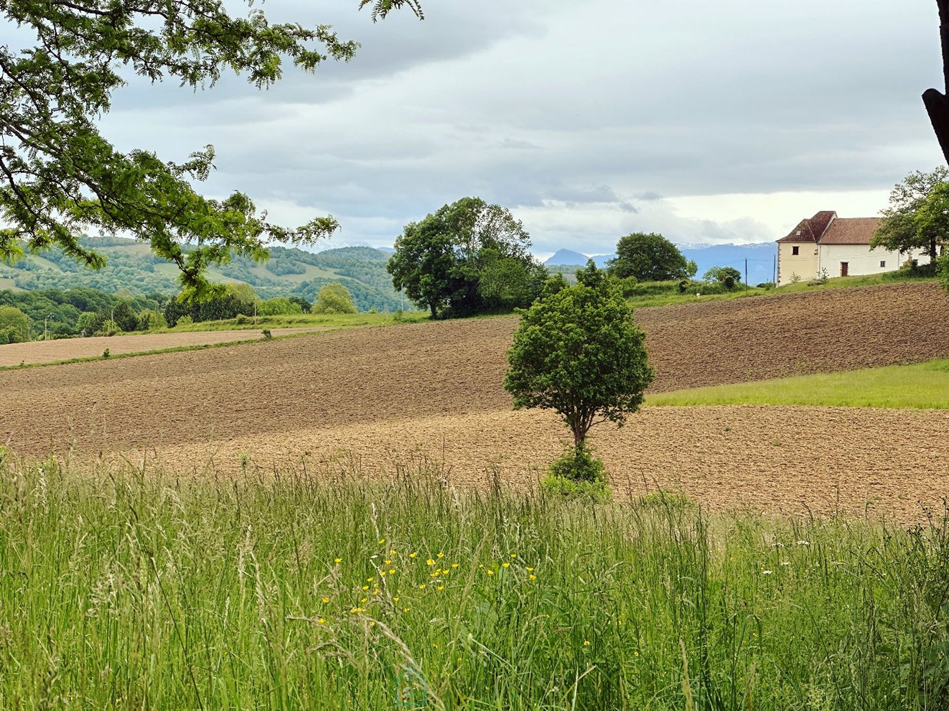 मकान में Charritte-de-Bas, Nouvelle-Aquitaine 12841118