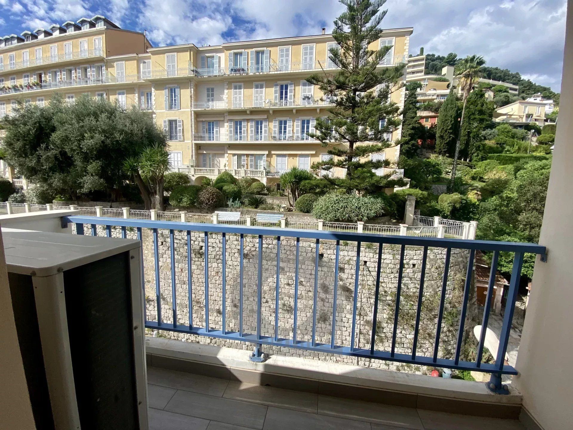 Condominium in Menton, Alpes-Maritimes 12841391