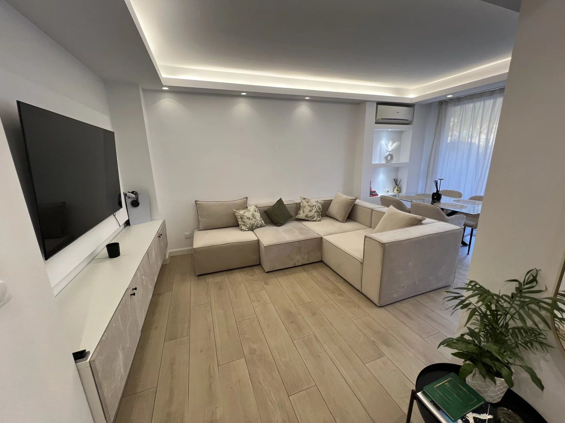 Condominio nel Carino, Provenza-Alpi-Costa Azzurra 12841429