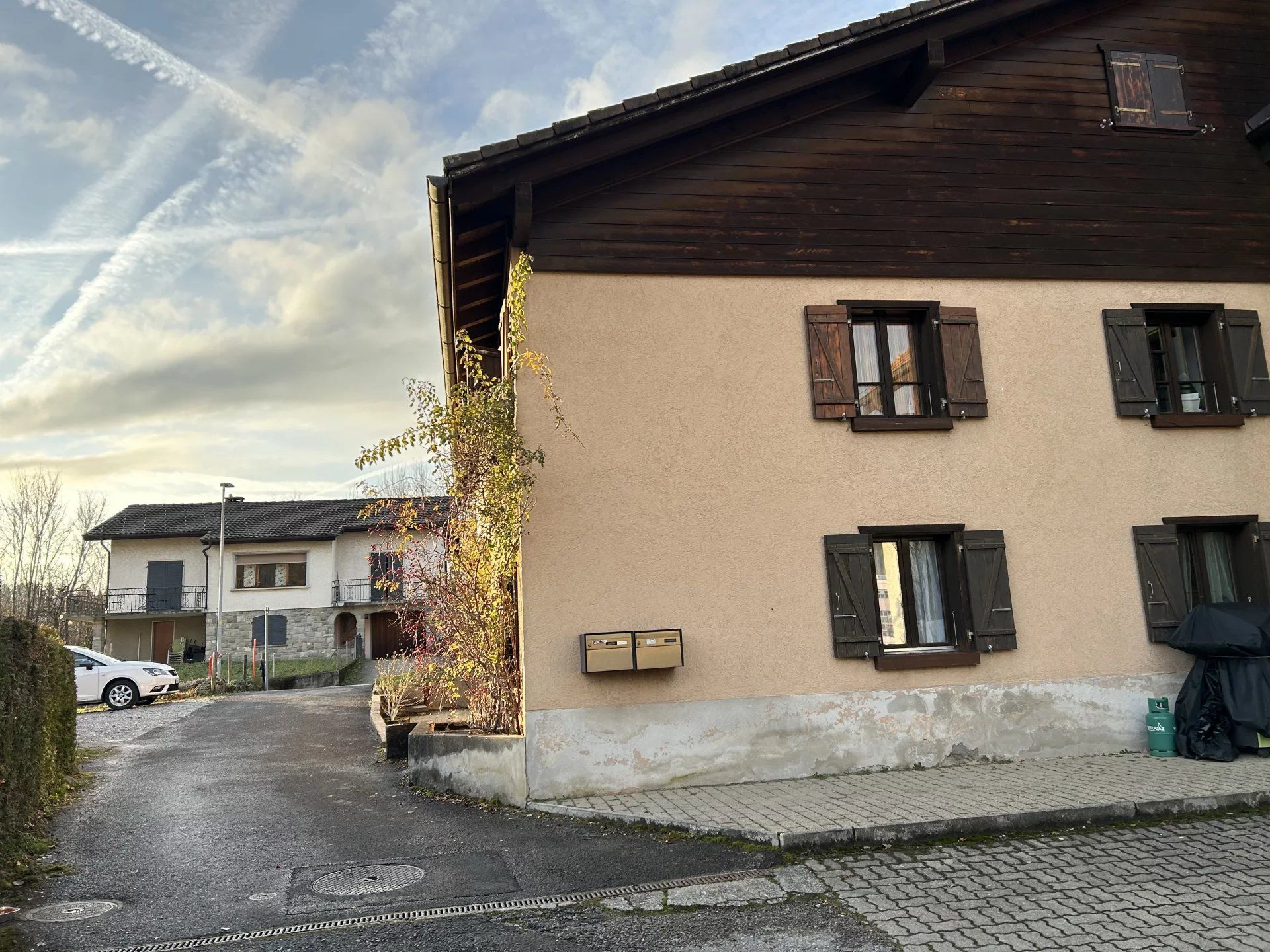 Beberapa Rumah di Châtel-Saint-Denis, District de la Veveyse 12841437