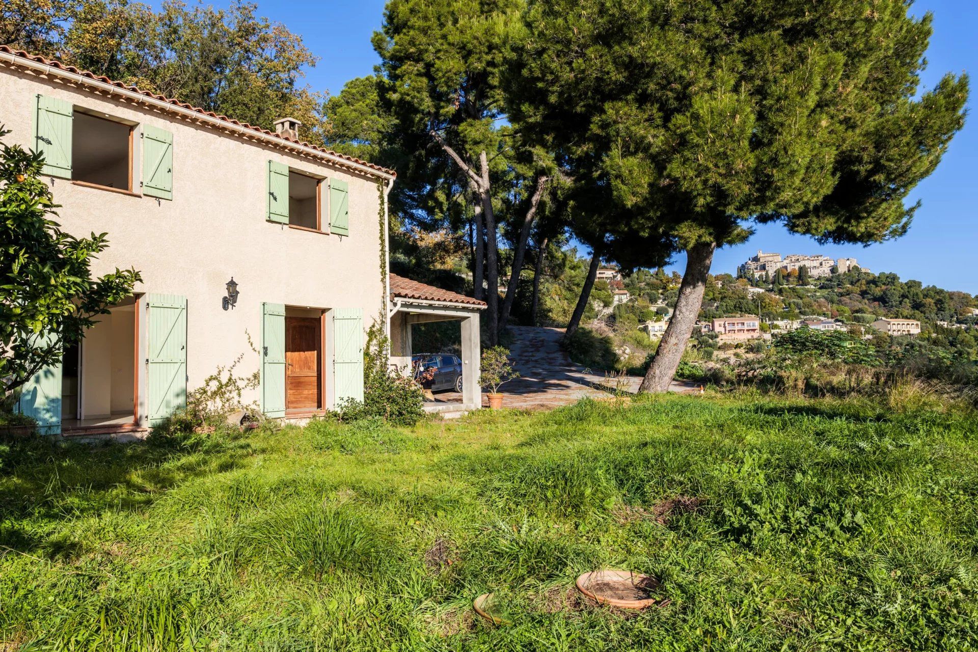 Rumah di Carros, Provence-Alpes-Cote d'Azur 12841740