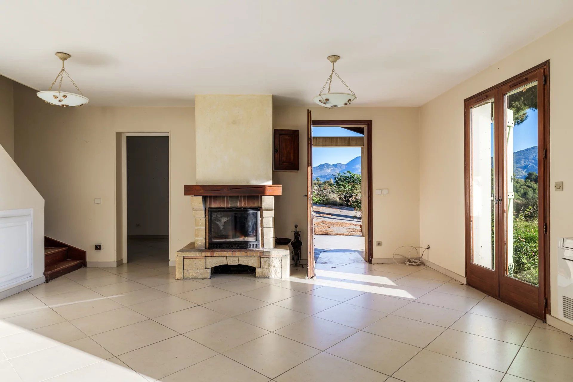 Huis in Carros, Alpes-Maritimes 12841740