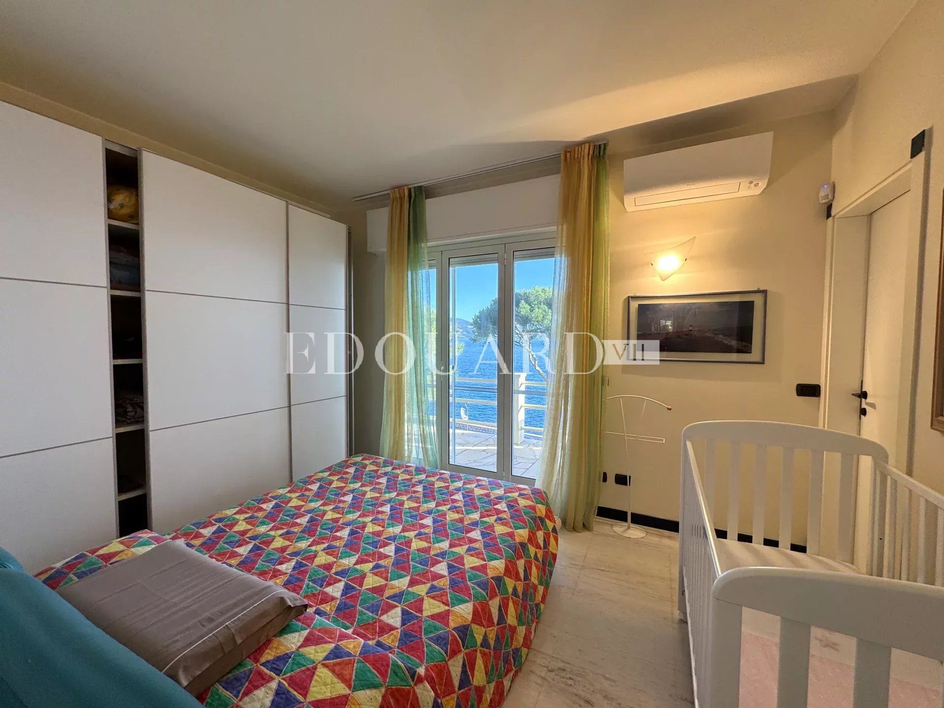 بيت في Roquebrune-Cap-Martin, Alpes-Maritimes 12842008