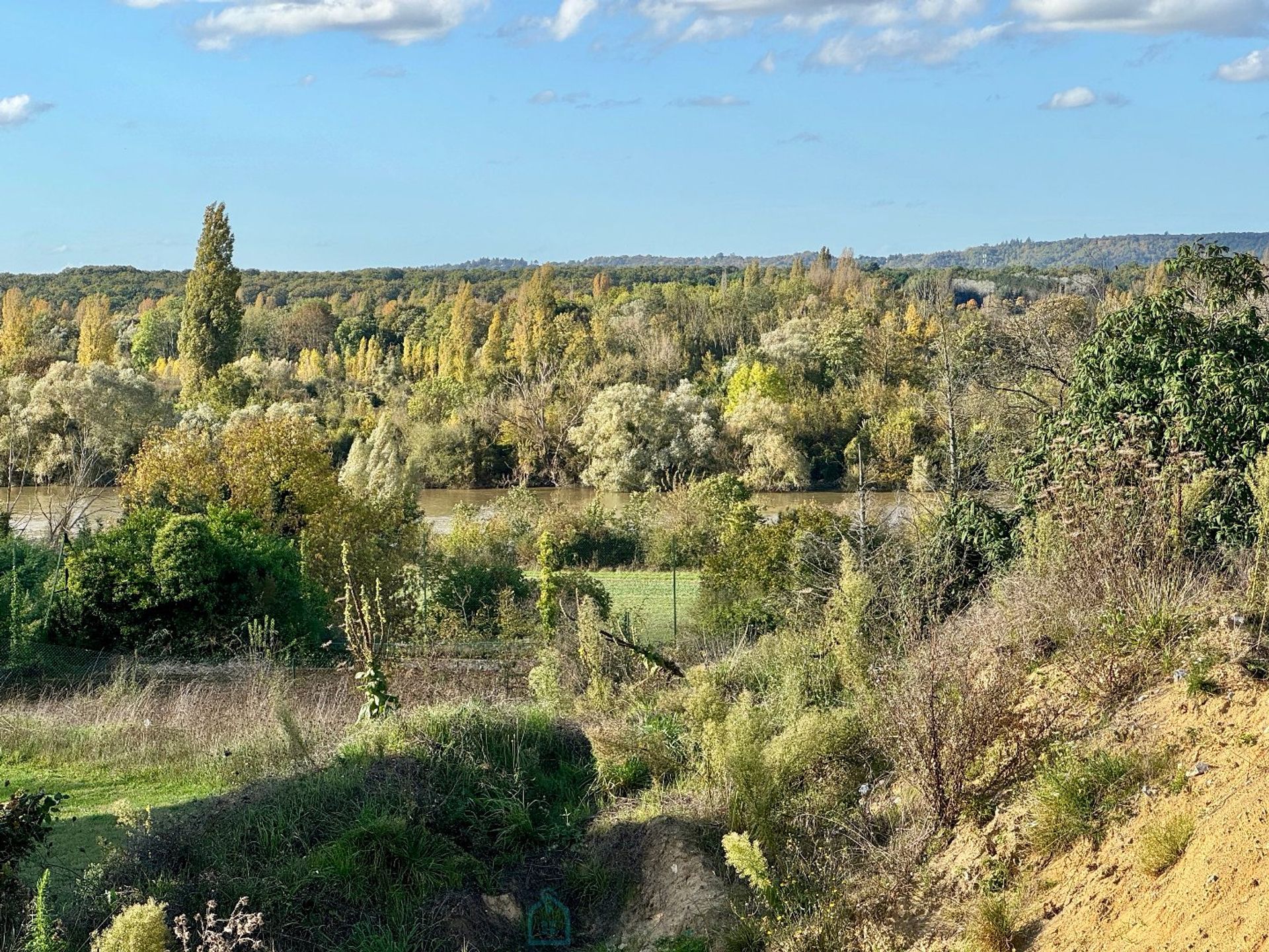 집 에 Saint-Martin-la-Garenne, Île-de-France 12842213