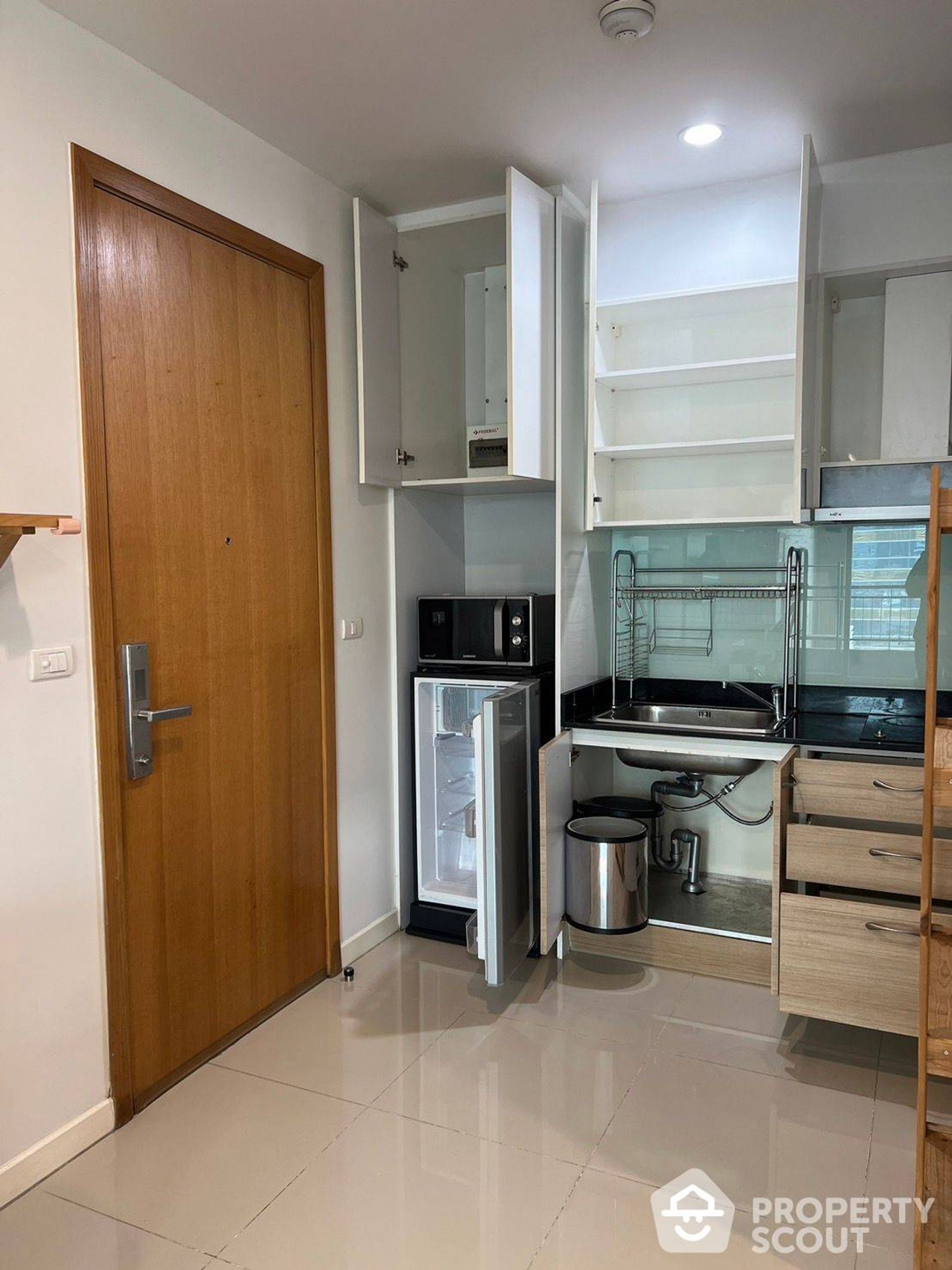 Condominio en Ban Na Song, Krung Thep Maha Nakhon 12842494