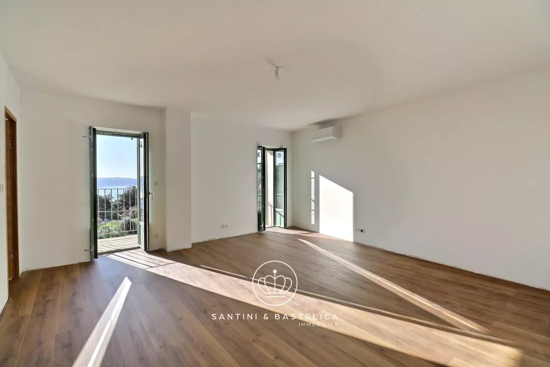 Condominio nel Alata, Corsica 12842597