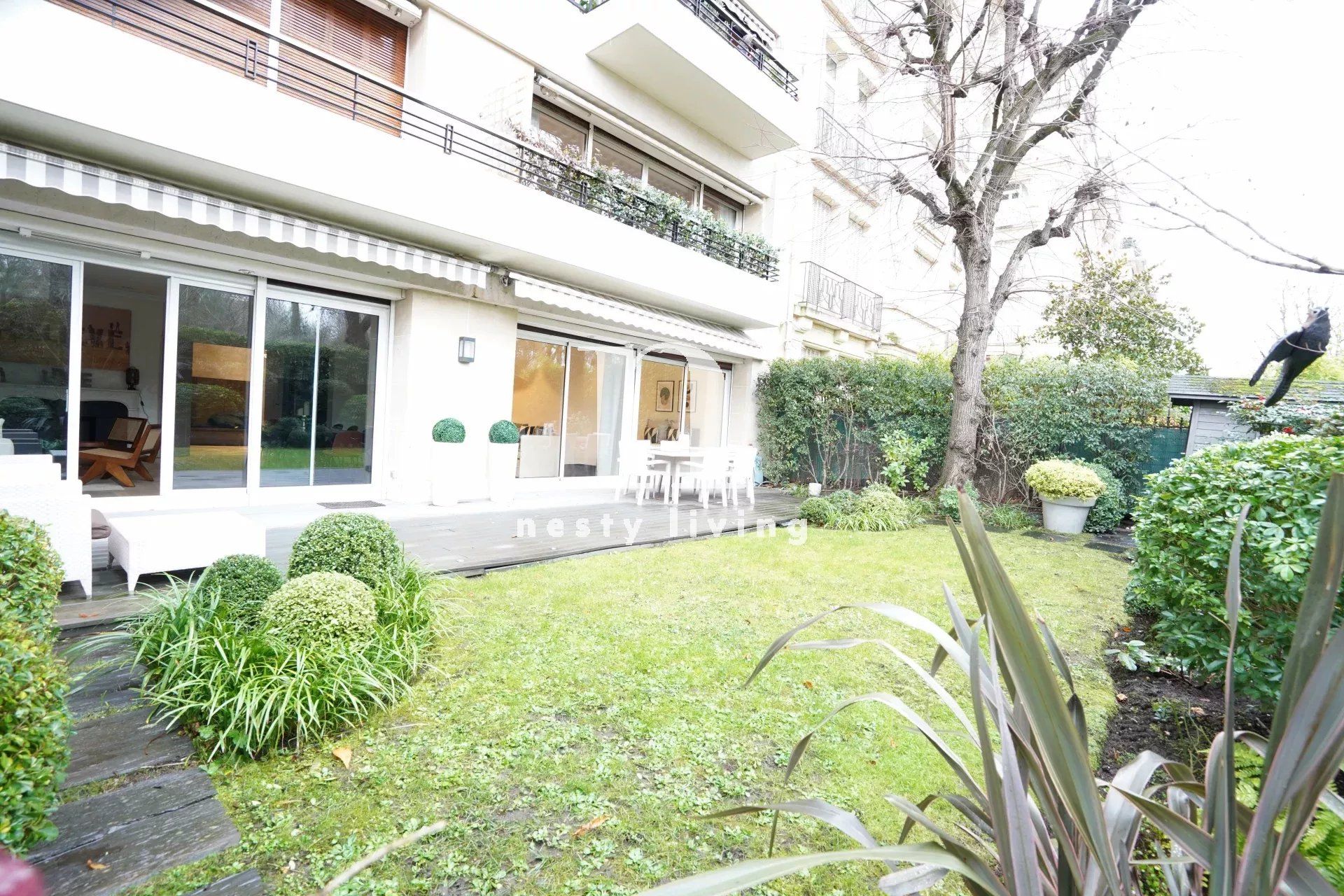 Condominio nel Neuilly-sur-Seine, Île-de-France 12842605