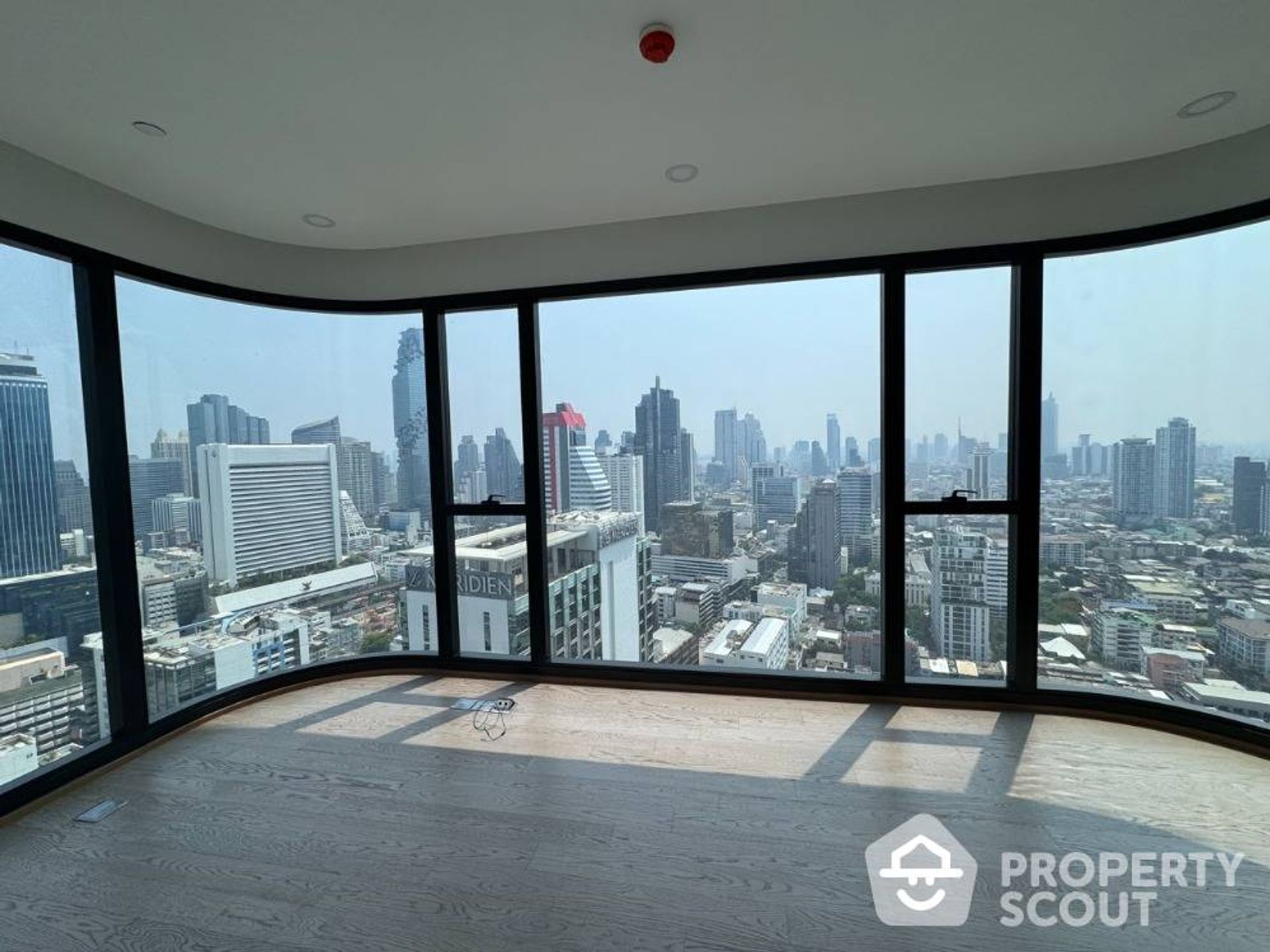 Condominium dans Bang Rak, Krung Thep Maha Nakhon 12843169