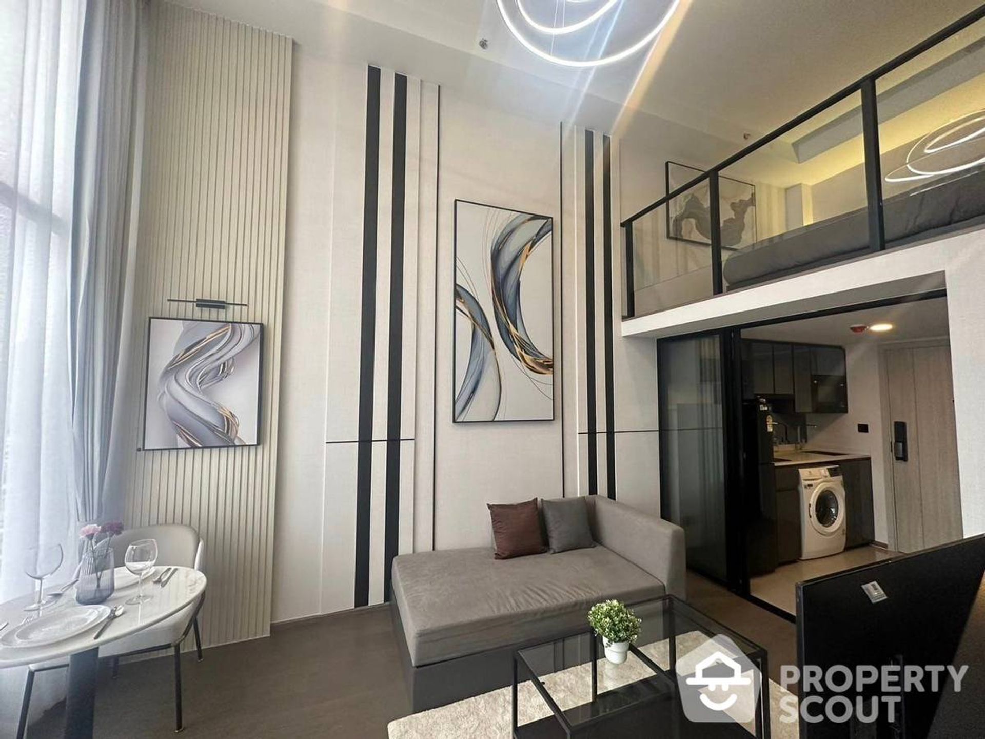 Condominium in Pathum Wan, Krung Thep Maha Nakhon 12843176