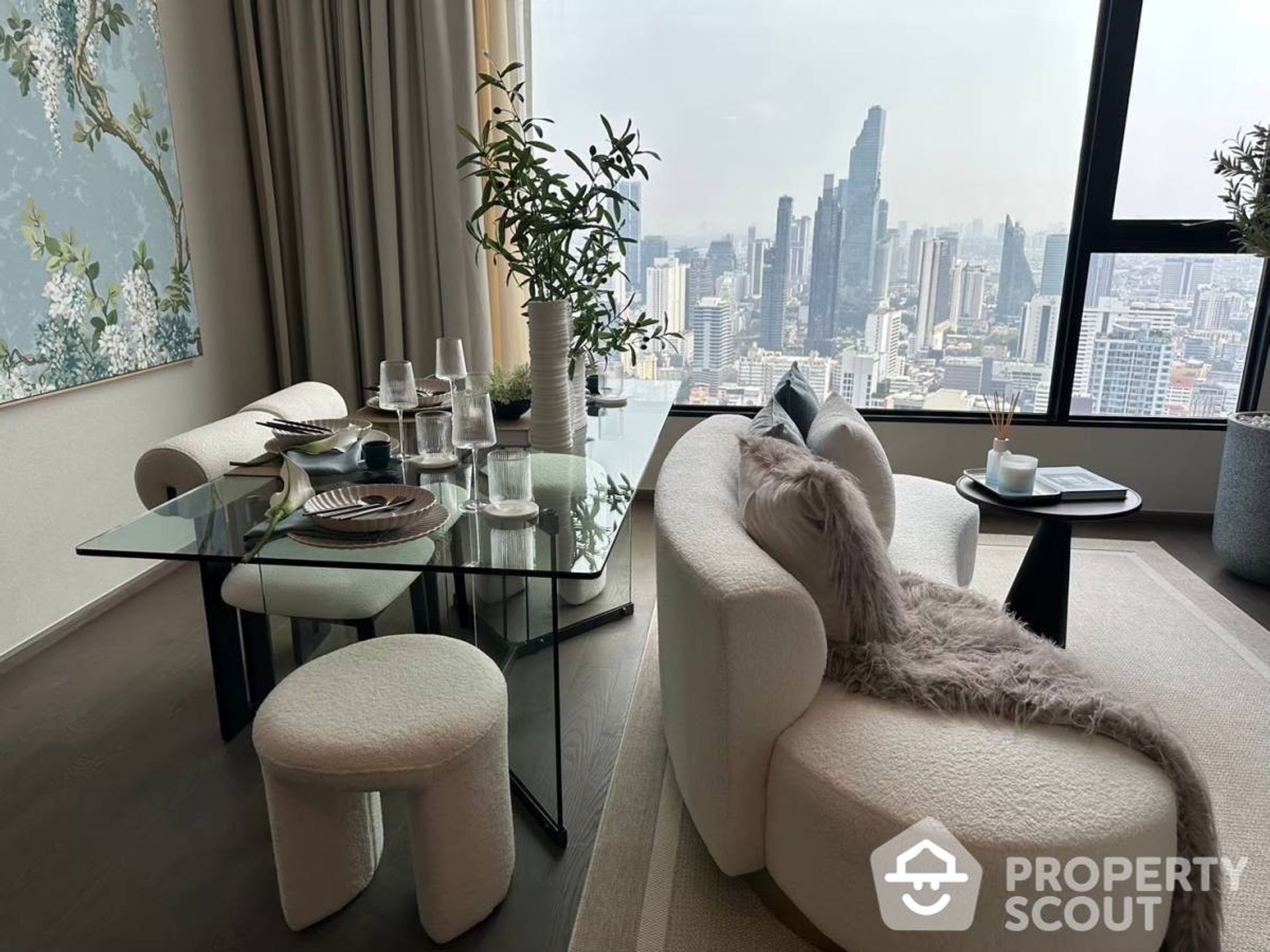 Condominium in Pathum Wan, Krung Thep Maha Nakhon 12843197