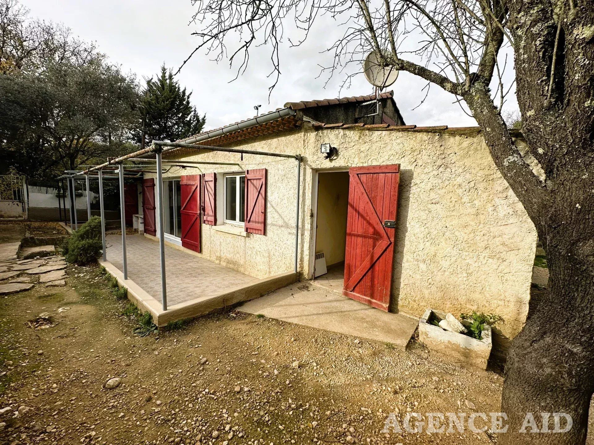 Casa nel Cuges-les-Pins, Bouches-du-Rhône 12843409