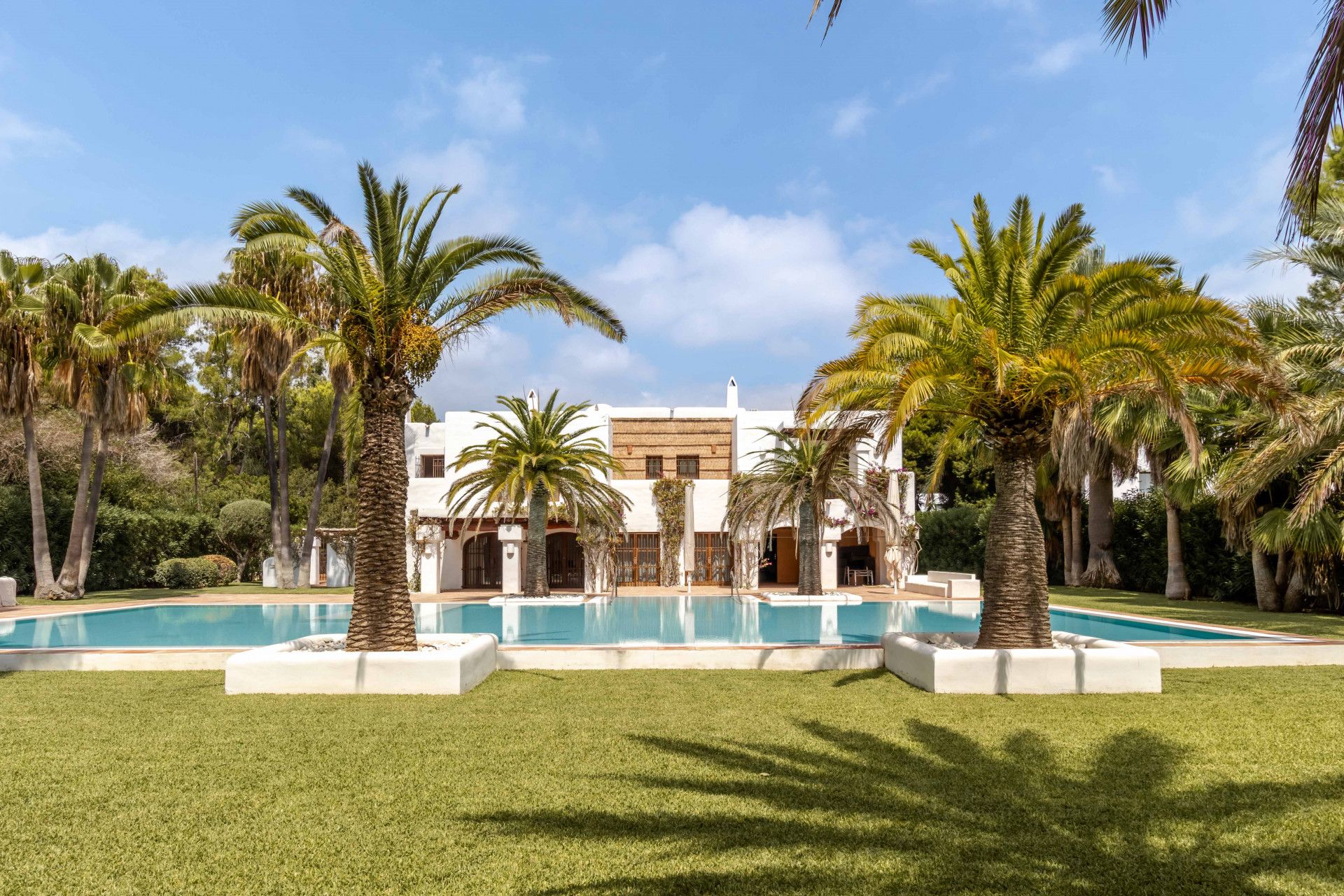 rumah dalam Santa Eulària des Riu, Balearic Islands 12843479