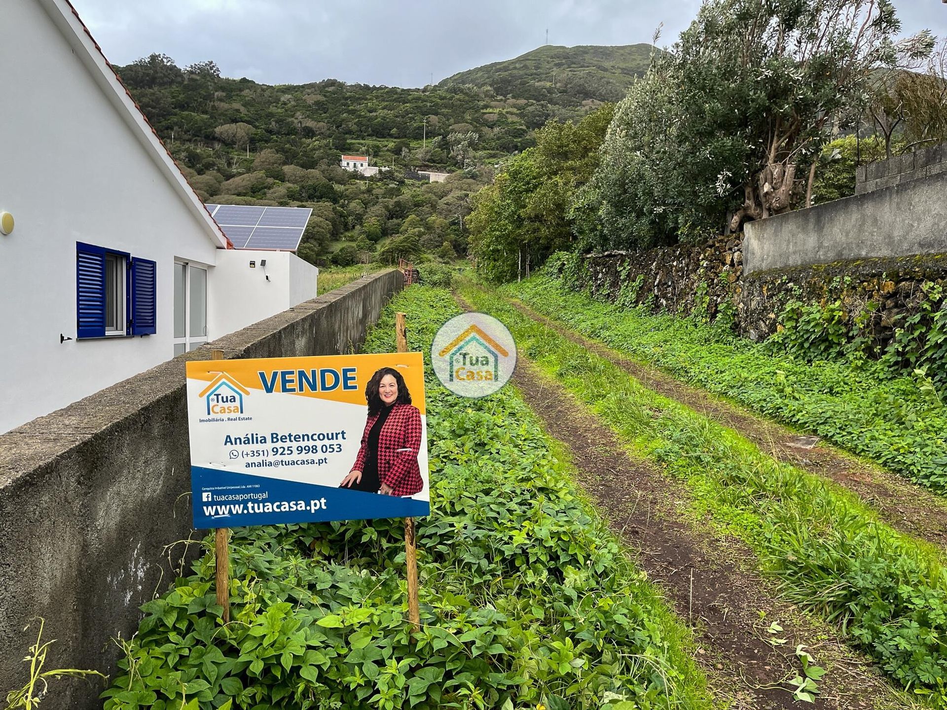 土地 在 Santo Amaro, Azores 12843586