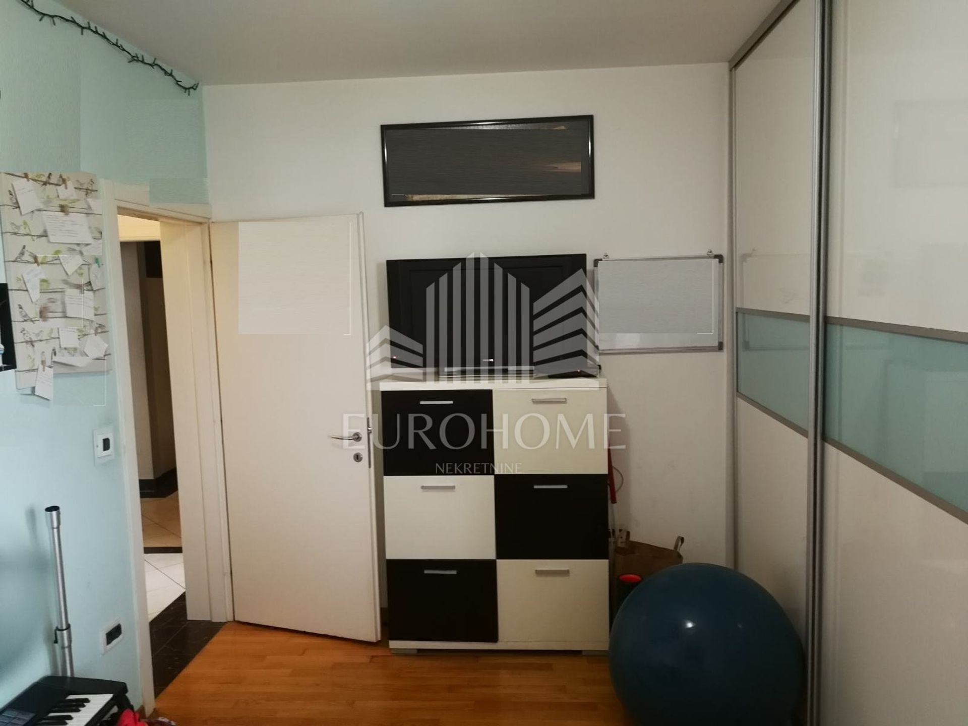 Condominium in Zagreb, Grad Zagreb 12843881