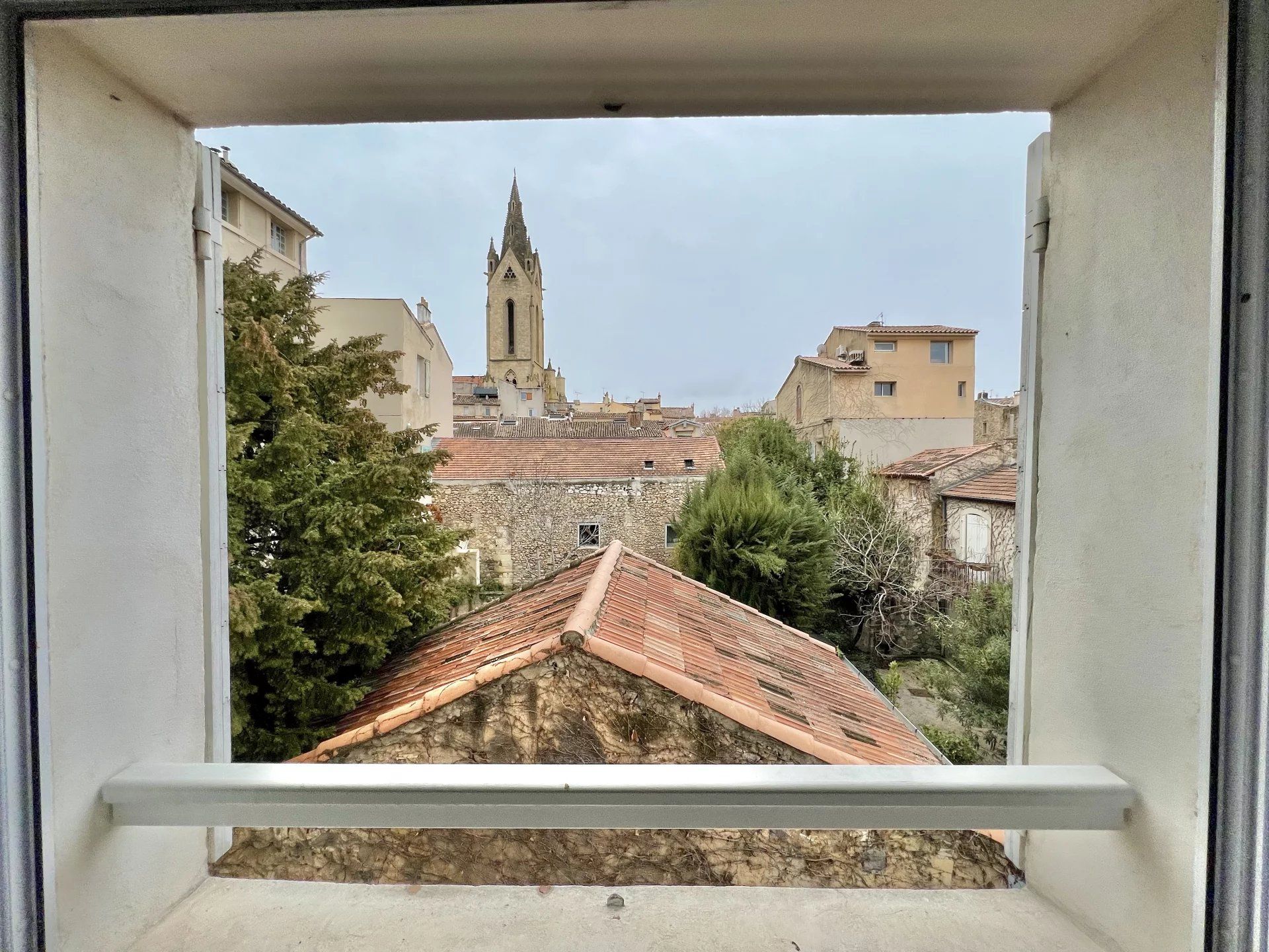 casa no Aix-en-Provence, Bouches-du-Rhône 12843961