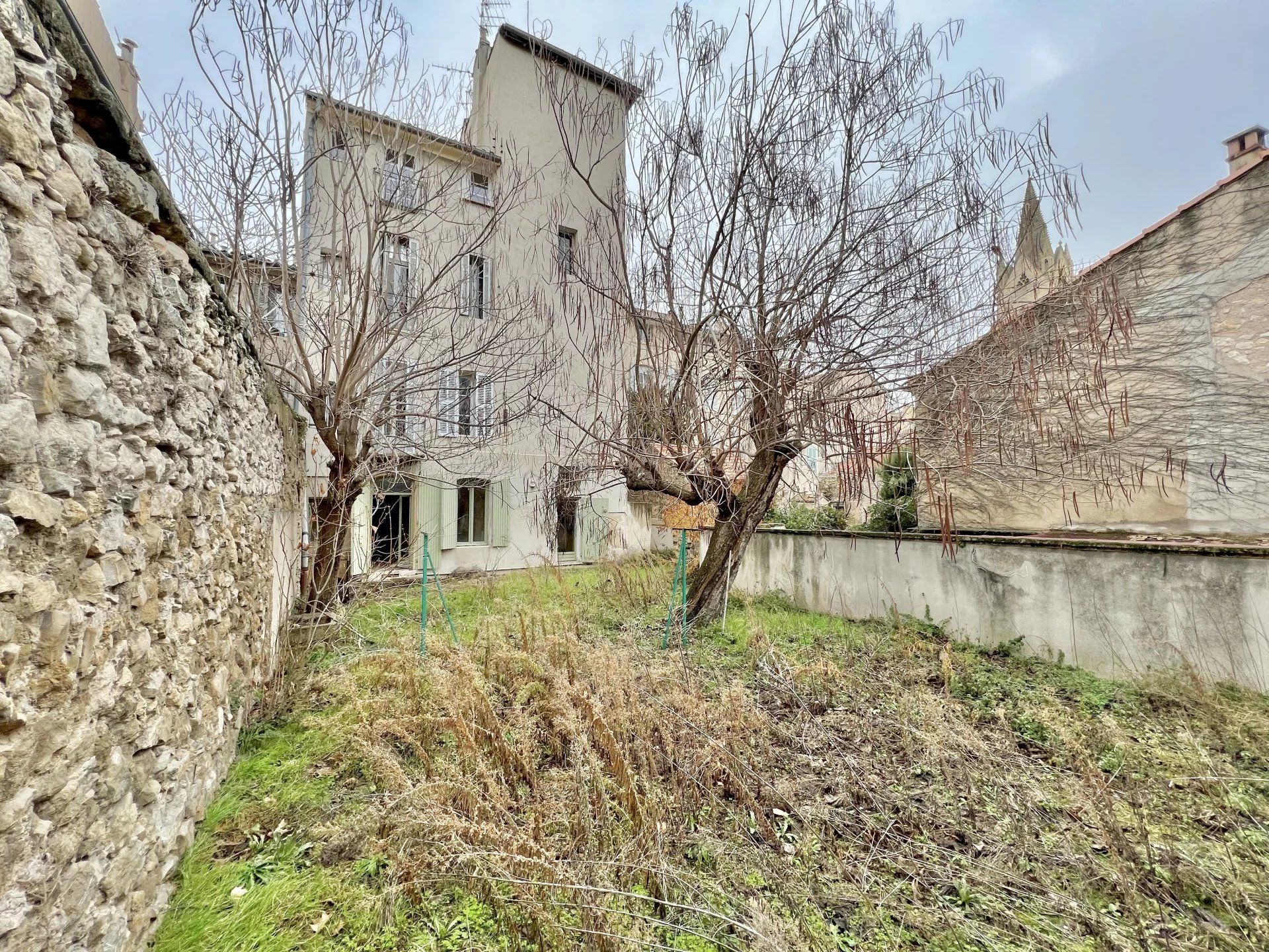 casa en Aix-en-Provence, Provence-Alpes-Cote d'Azur 12843961