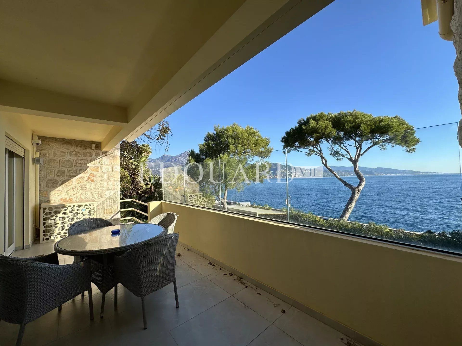 Condominio nel Roquebrune-Cap-Martin, Alpes-Maritimes 12843990