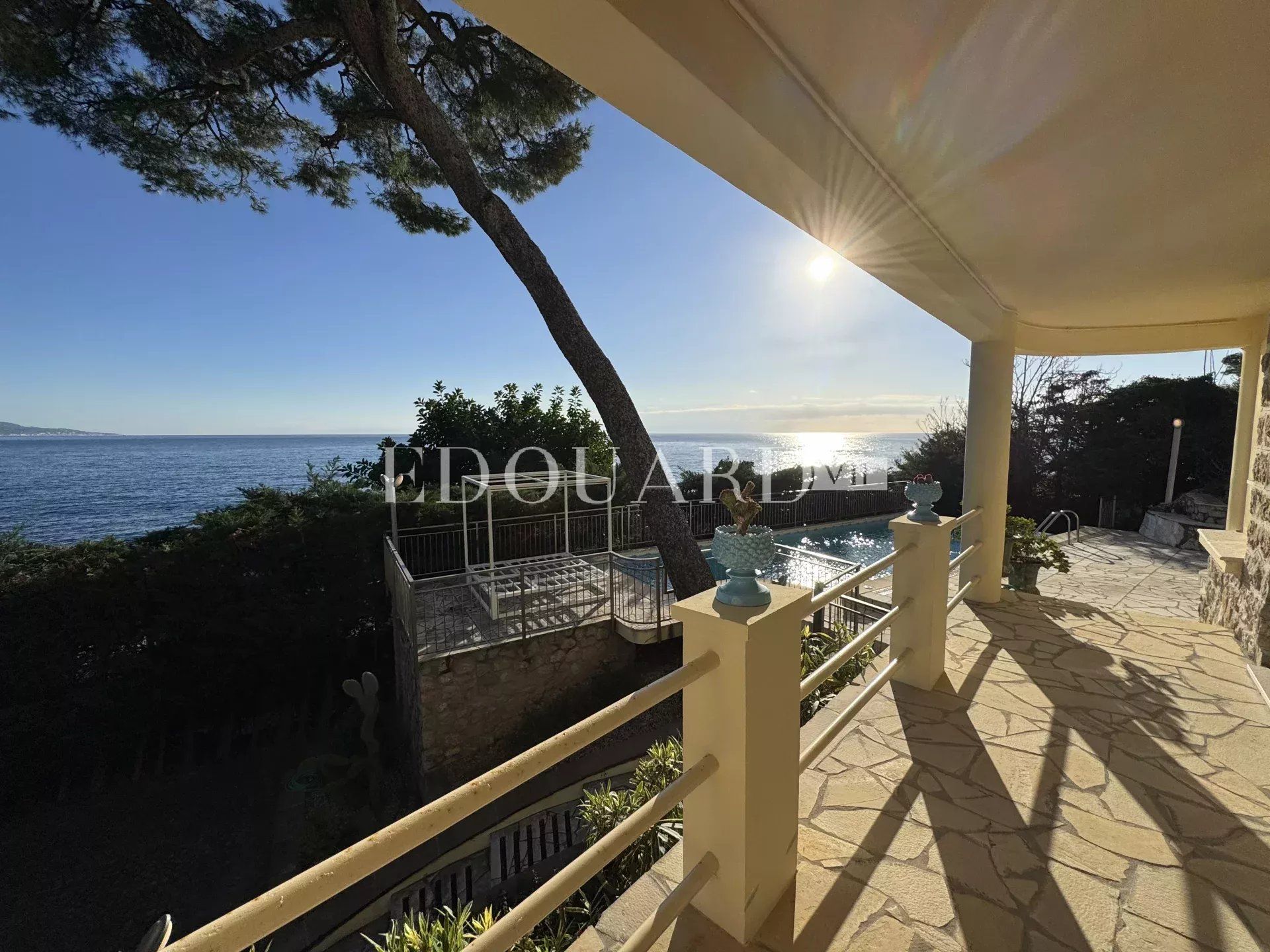 Condominio nel Roquebrune-Cap-Martin, Alpes-Maritimes 12843990