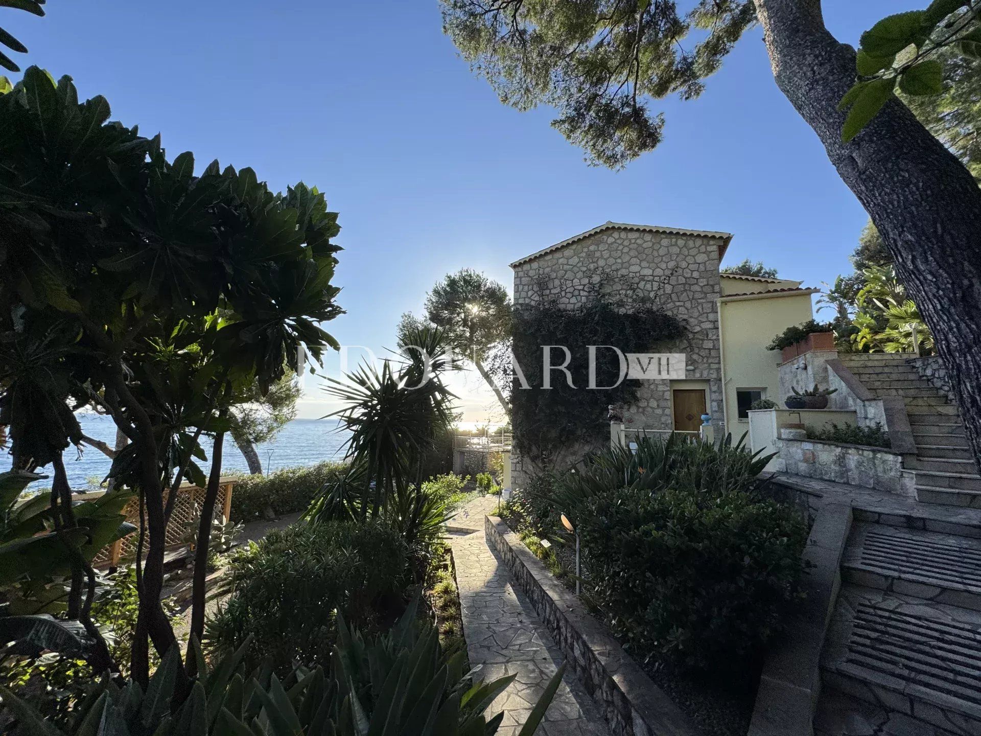 Condominio nel Roquebrune-Cap-Martin, Alpes-Maritimes 12843990