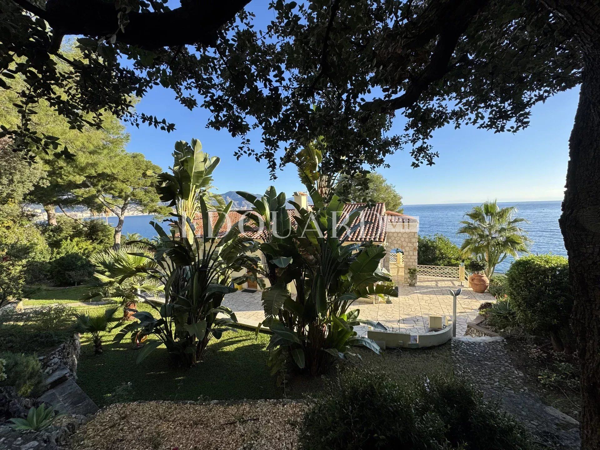 公寓 在 Roquebrune-Cap-Martin, Alpes-Maritimes 12843991