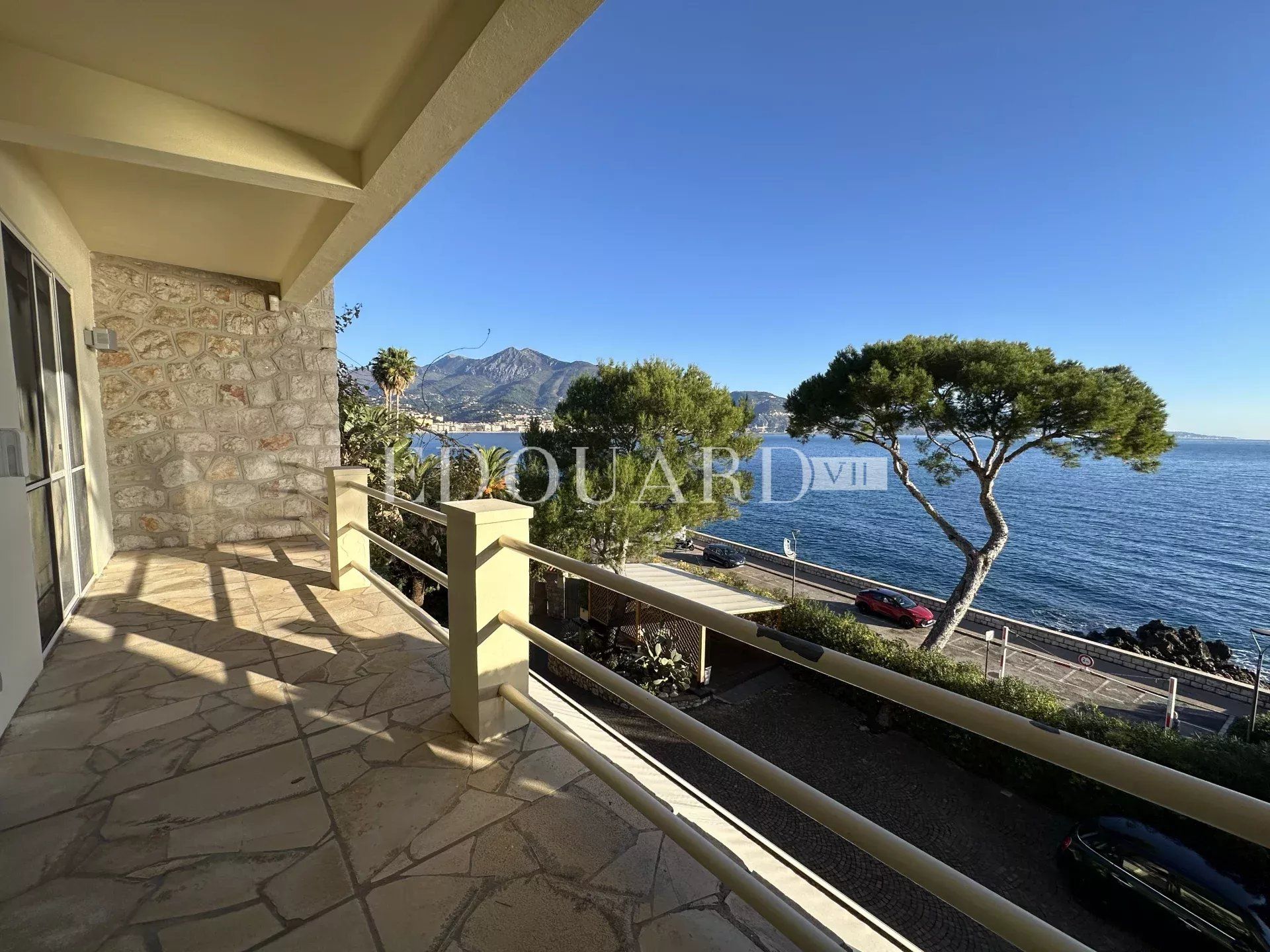 公寓 在 Roquebrune-Cap-Martin, Alpes-Maritimes 12843991