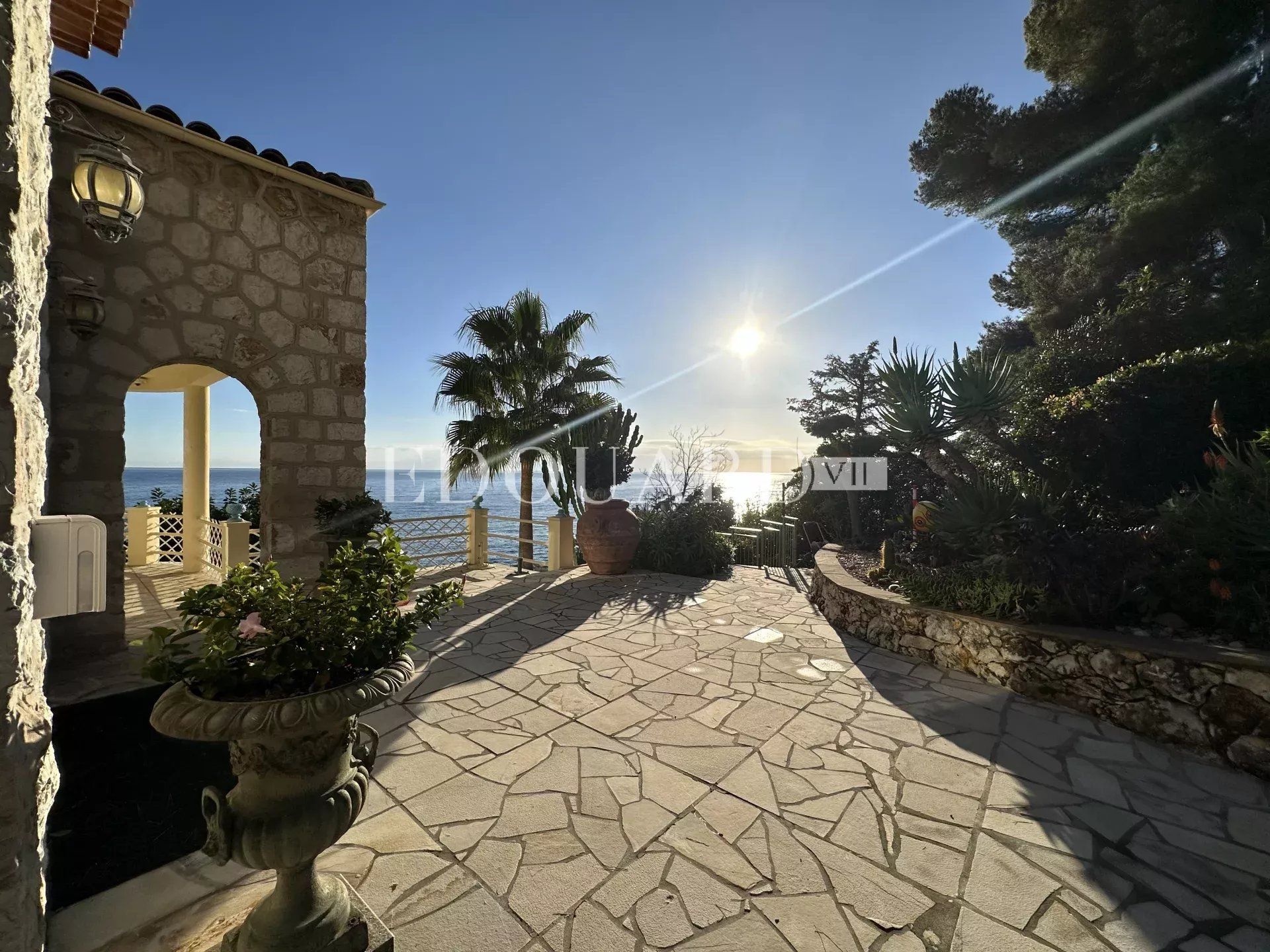 公寓 在 Roquebrune-Cap-Martin, Alpes-Maritimes 12843991