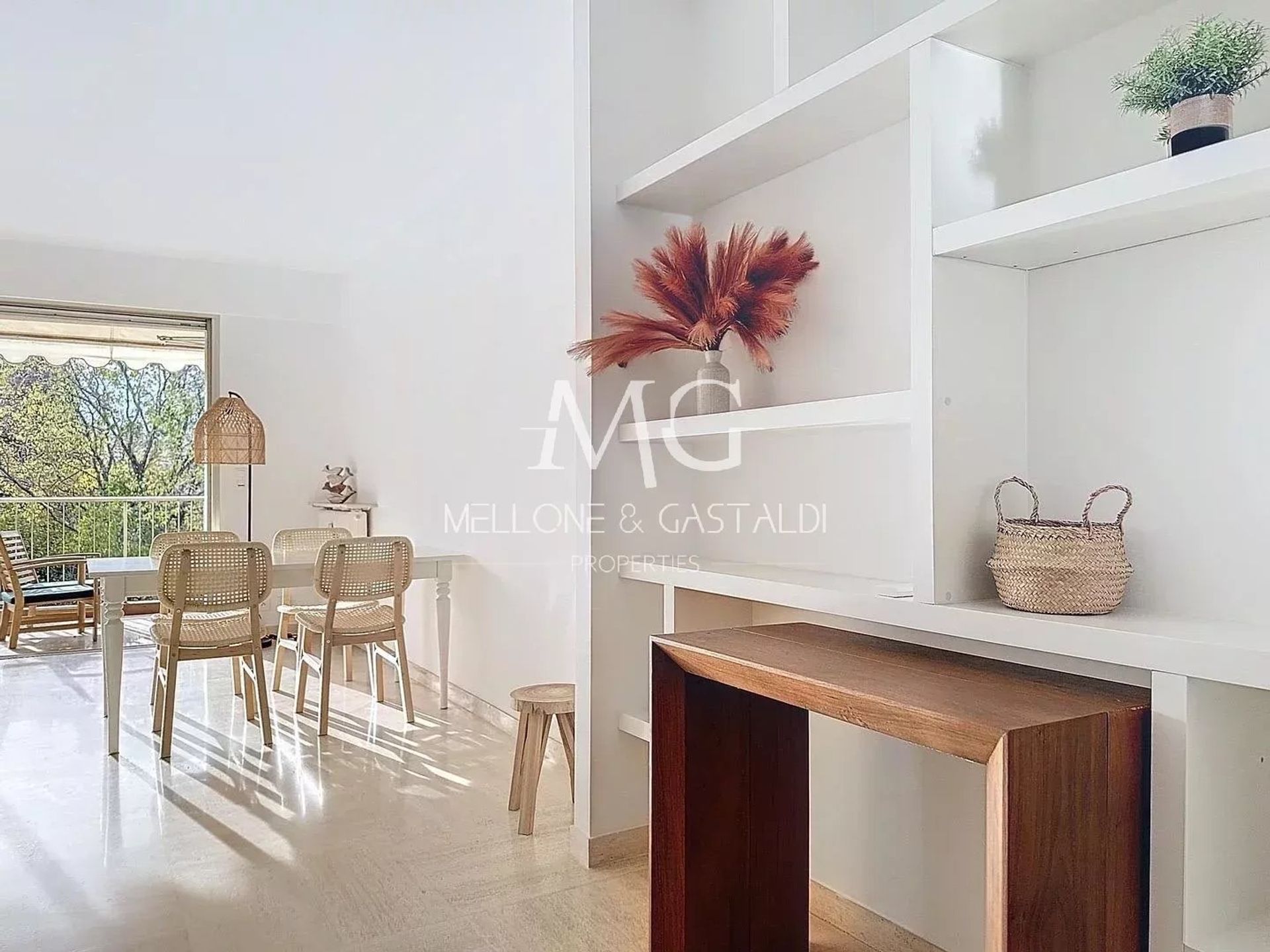 Condominium in Cannes, Alpes-Maritimes 12844002