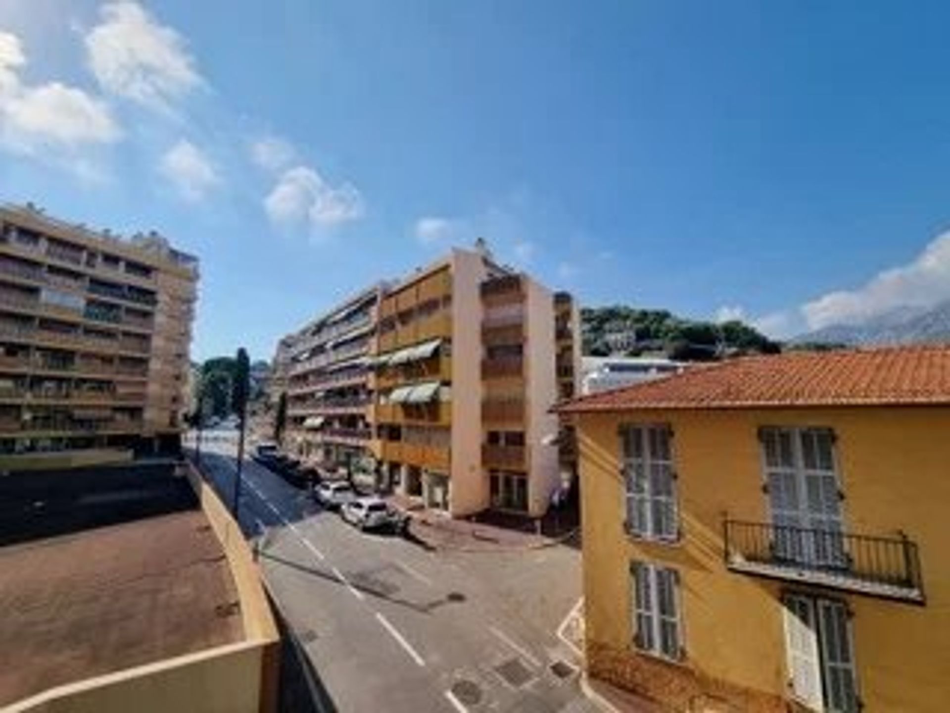 Residentieel in Roquebrune-Cap-Martin, Alpes-Maritimes 12844012