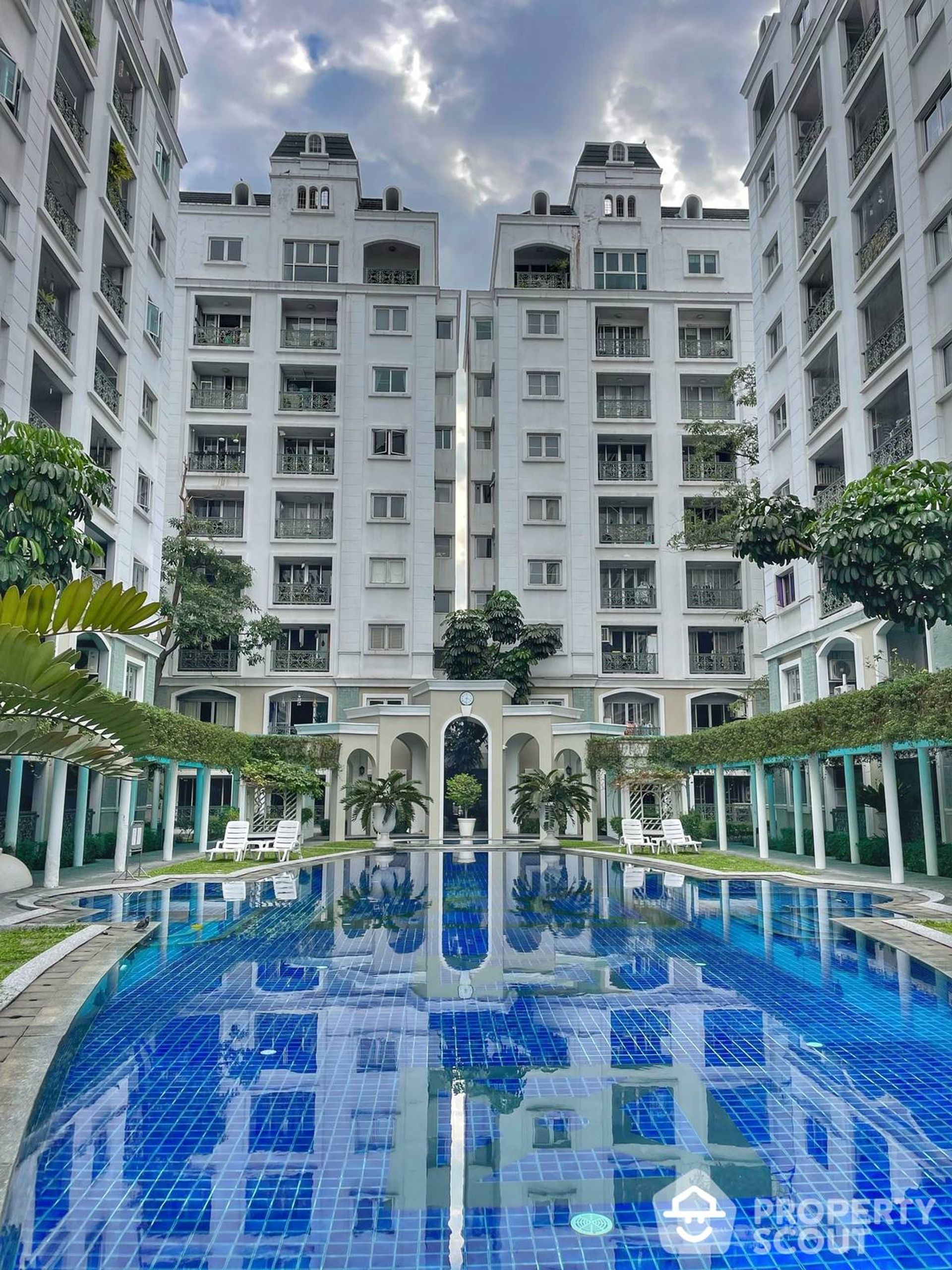 Condominium in , Krung Thep Maha Nakhon 12844459