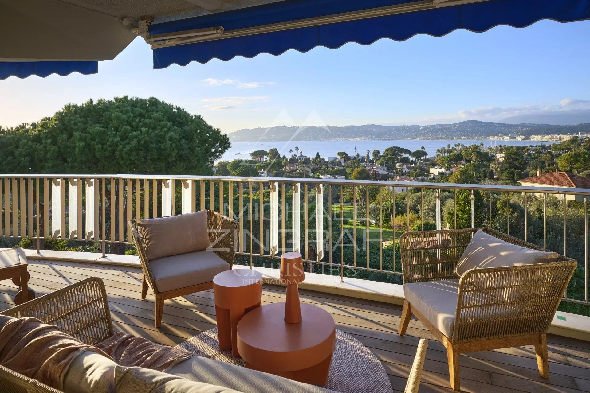 Residential in Antibes, Alpes-Maritimes 12844618