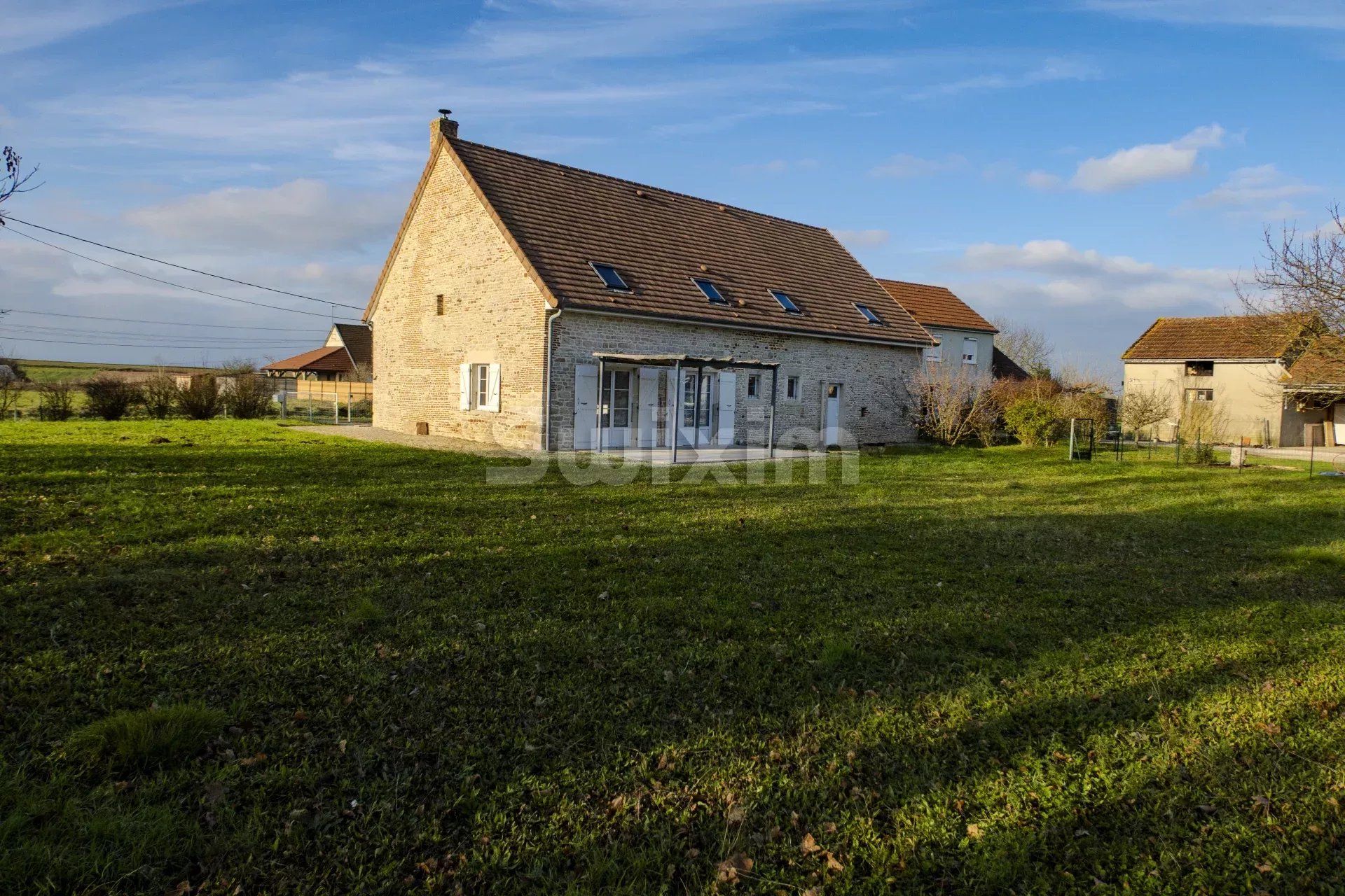 Будинок в Saint-Martin-en-Gâtinois, Saône-et-Loire 12845144