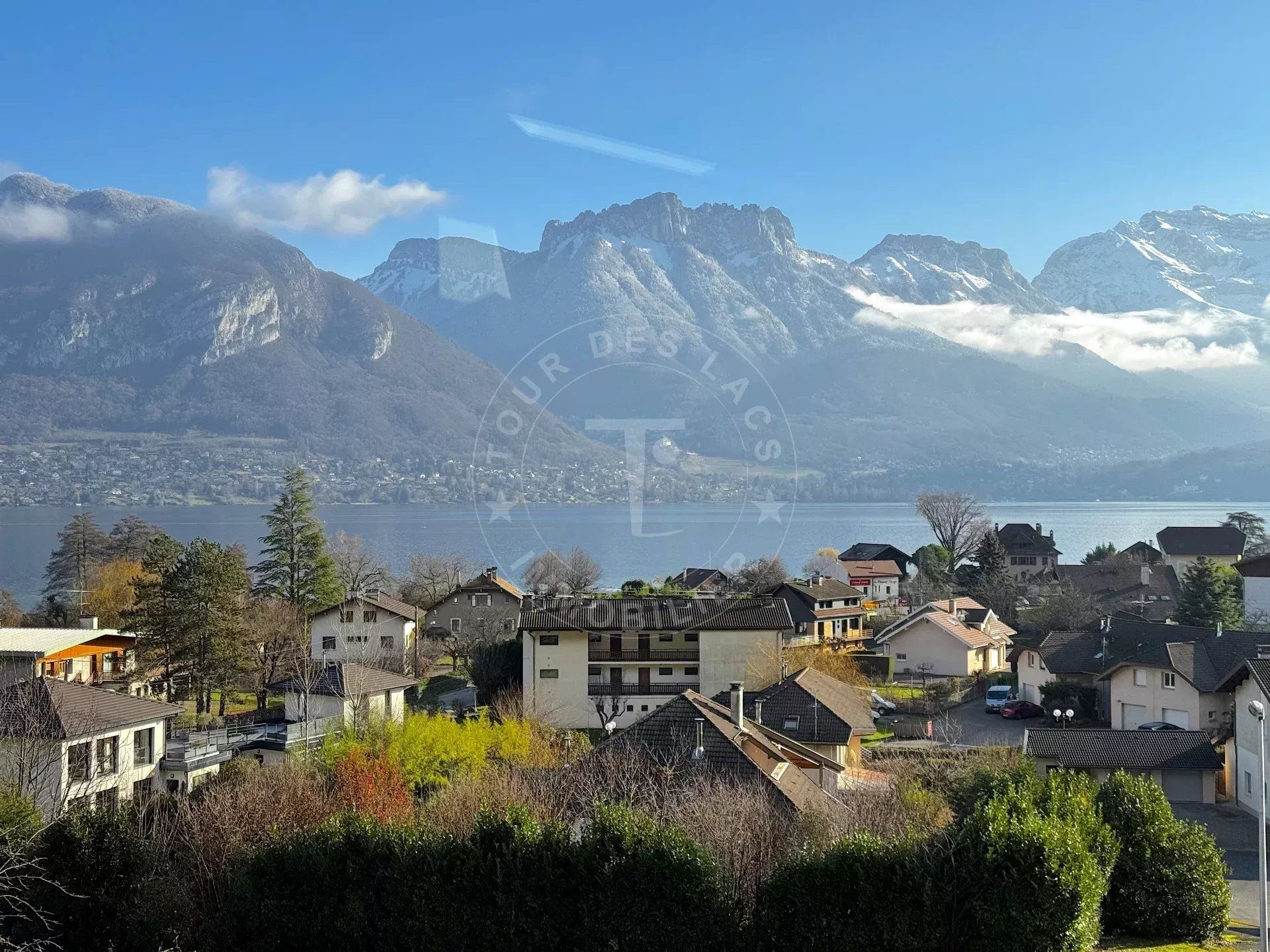 casa en Sevrier, Haute-Savoie 12845162