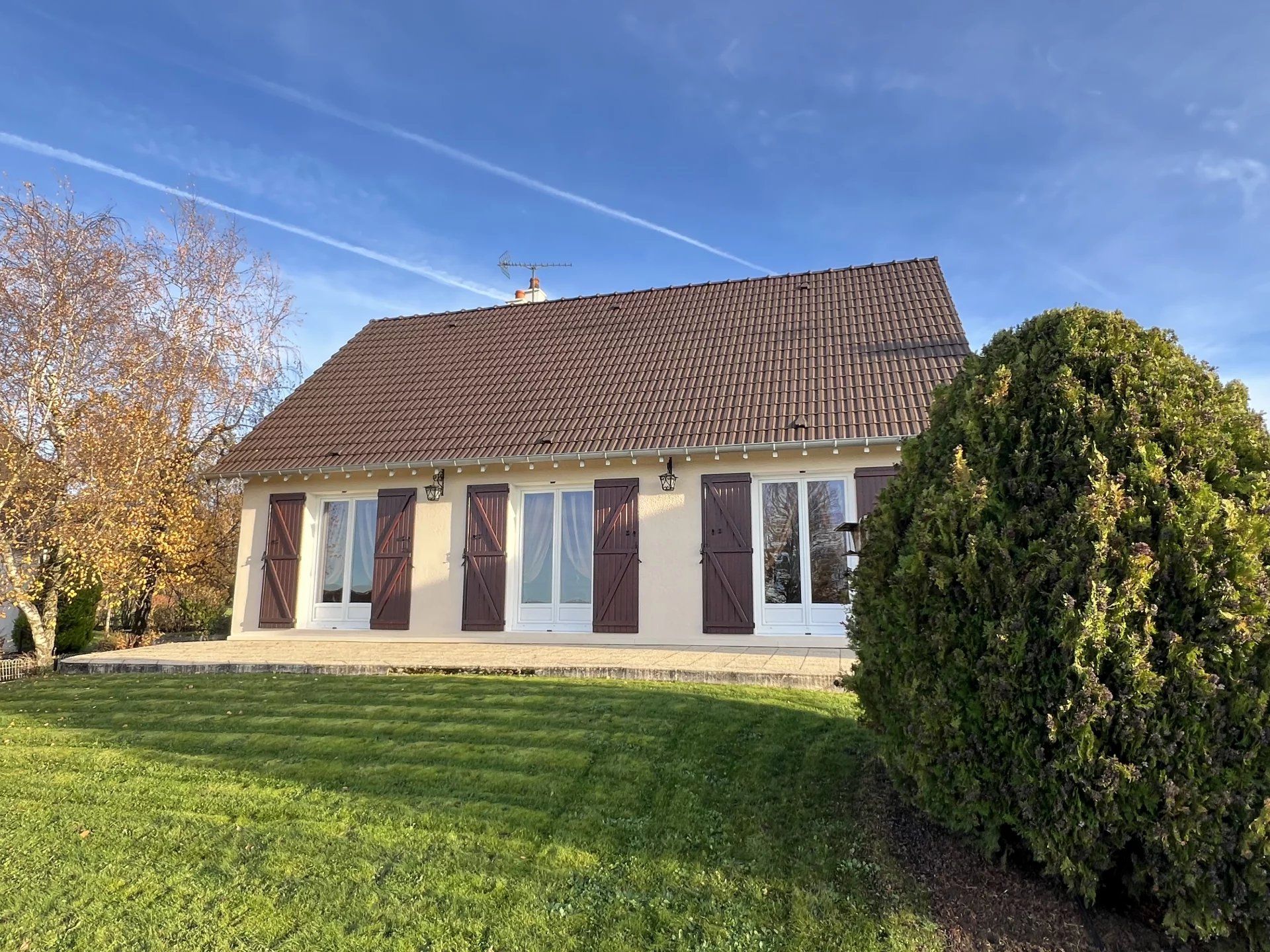 Yang lain dalam Saint-Georges-sur-Baulche, Yonne 12845173