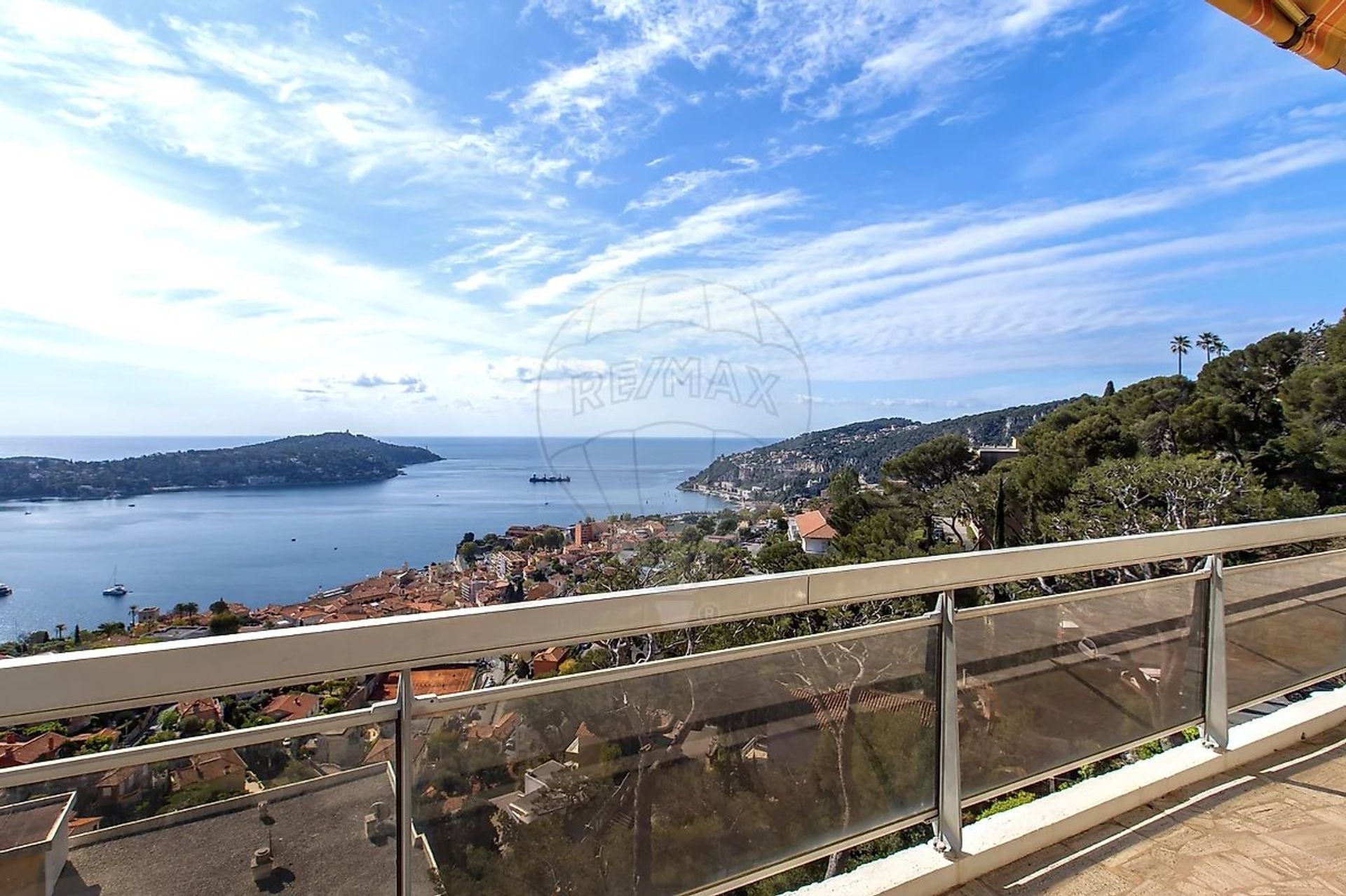 Condominio en Villefranche-sur-Mer, Provenza-Alpes-Costa Azul 12845562