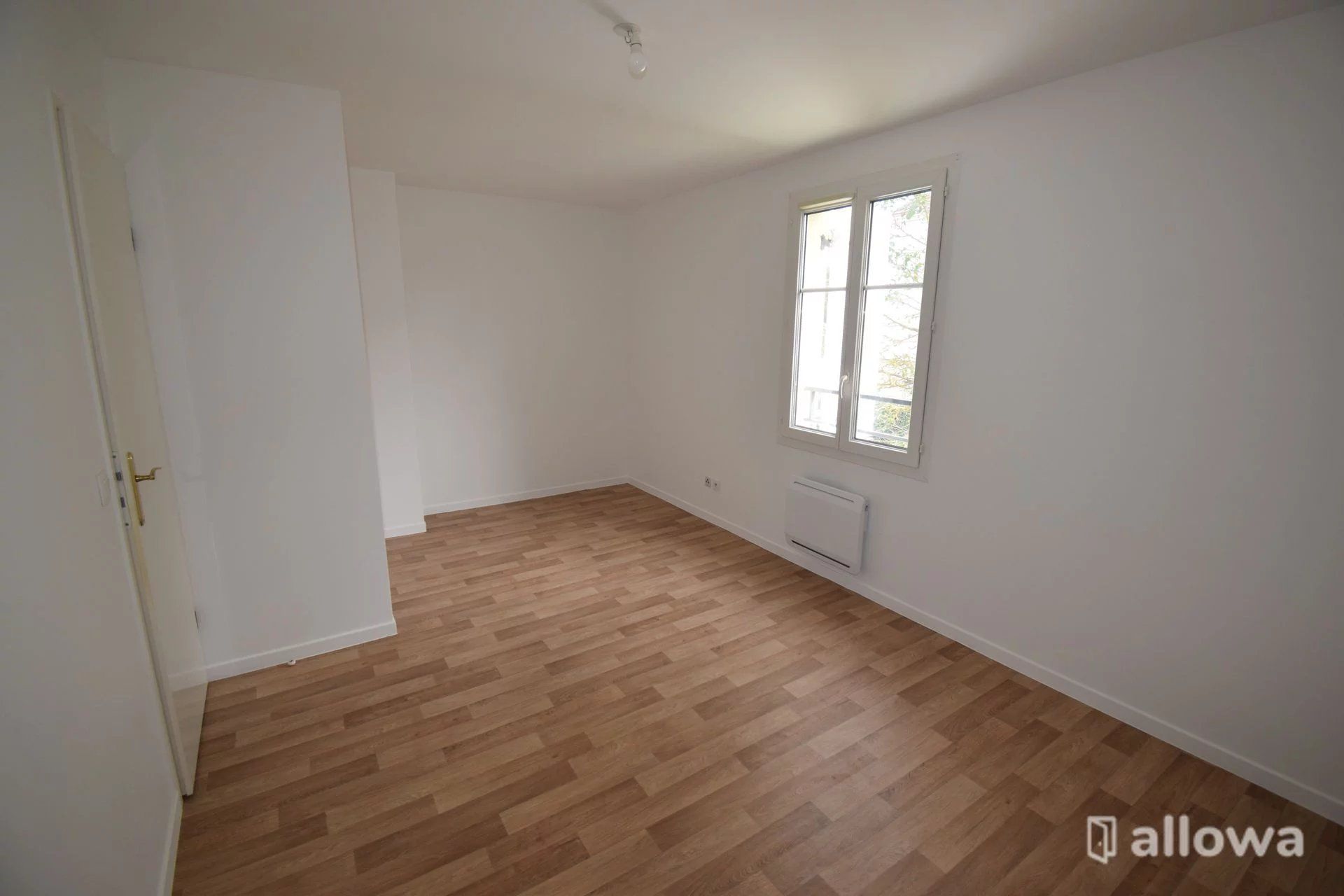 Hus i Bonnieres-sur-Seine, Ile-de-France 12845879