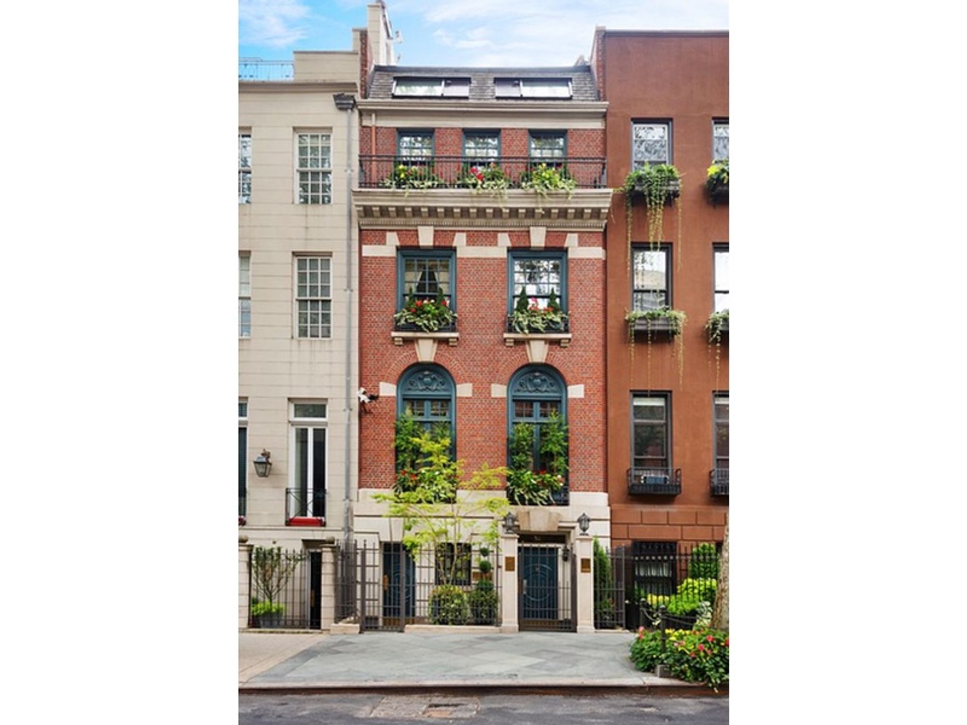 House in Manhattan, New York 12845956