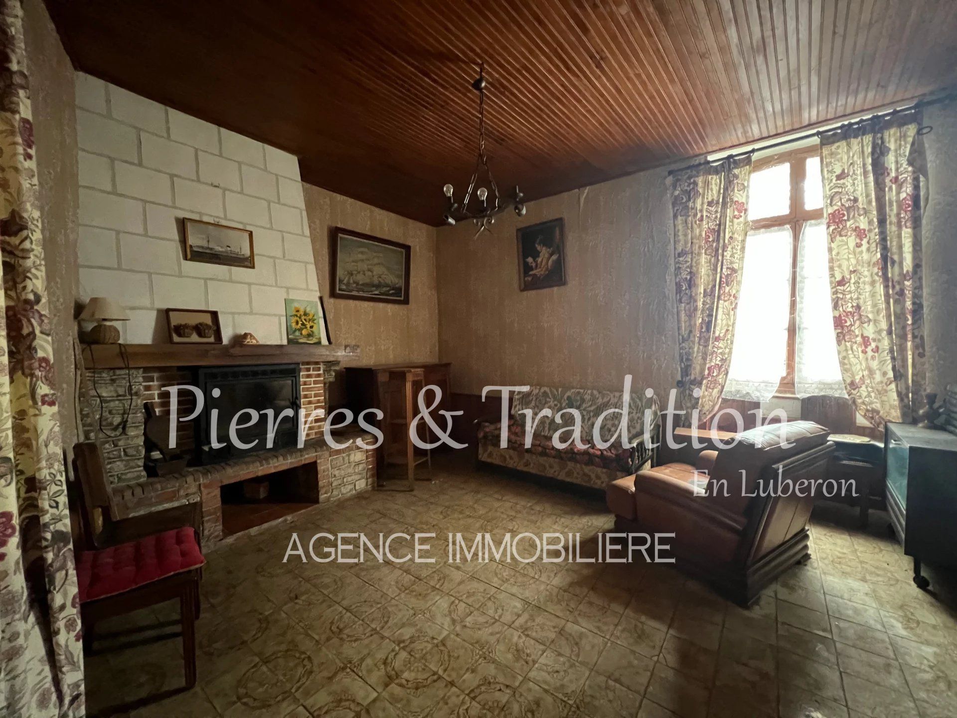 Rumah di Cereste, Provence-Alpes-Cote d'Azur 12846375