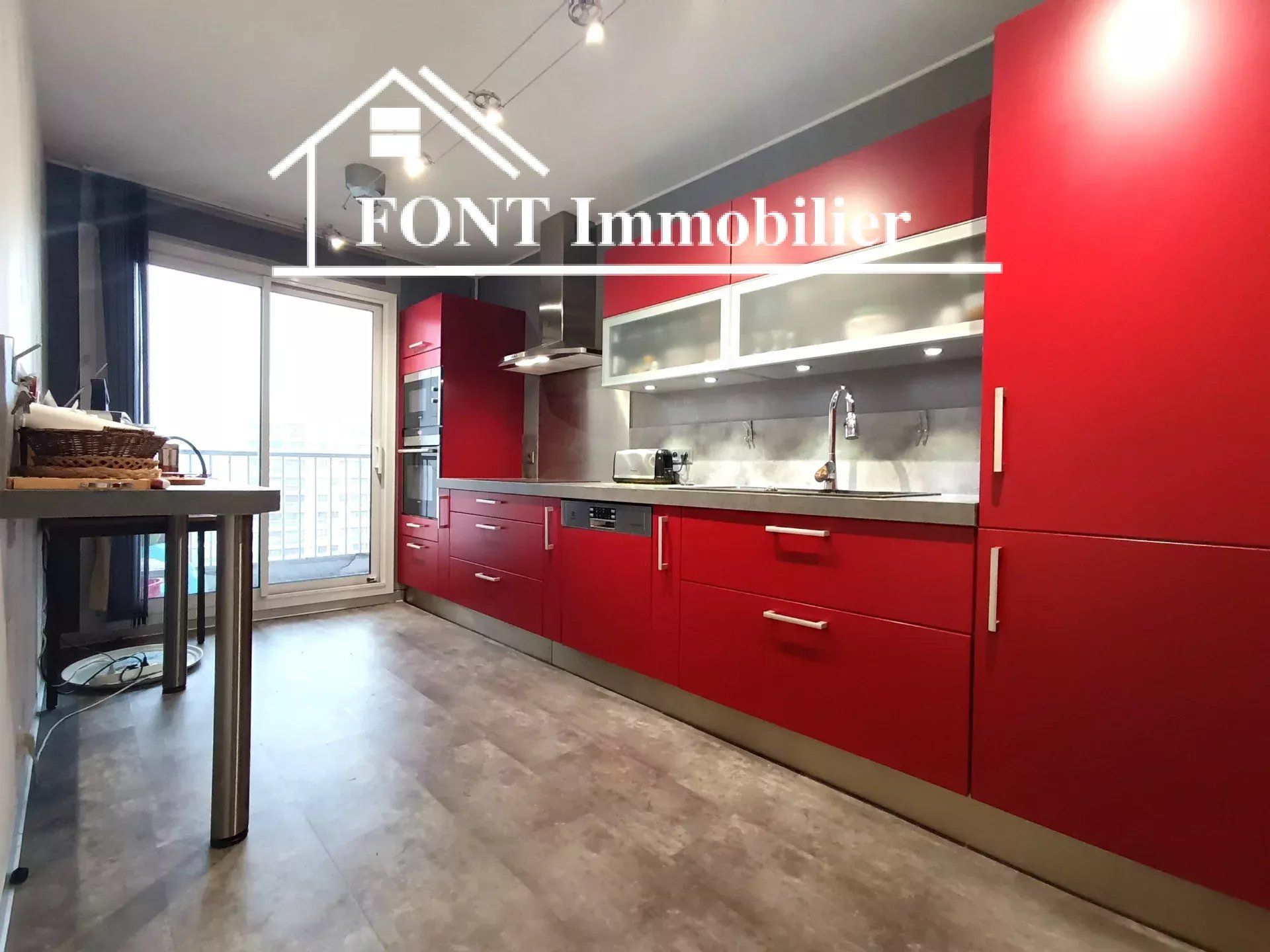 Condominium dans Saint-Etienne, Auvergne-Rhone-Alpes 12846392