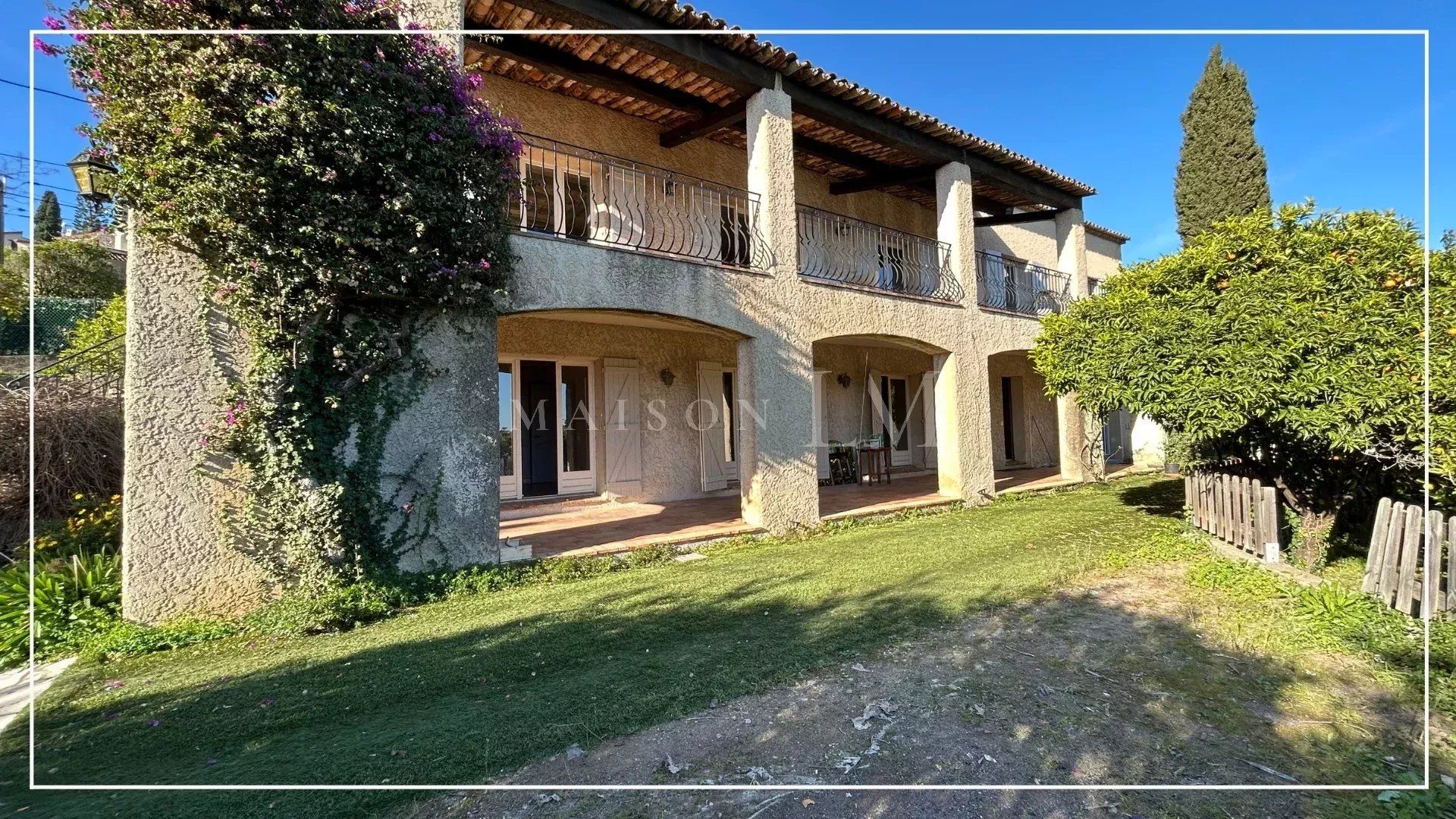 loger dans Golfe Juan, Provence-Alpes-Côte d'Azur 12846403