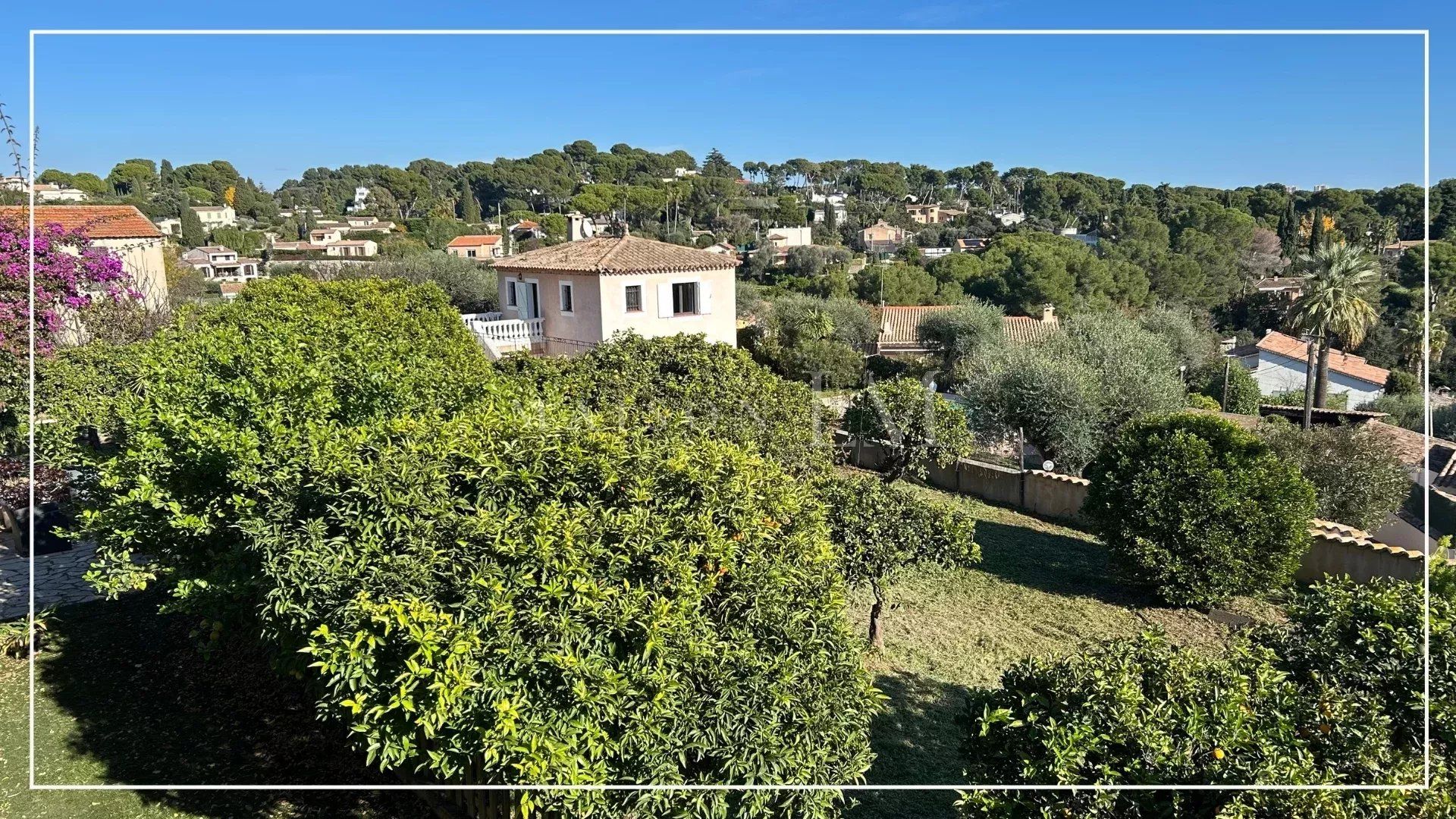 loger dans Golfe Juan, Provence-Alpes-Côte d'Azur 12846403