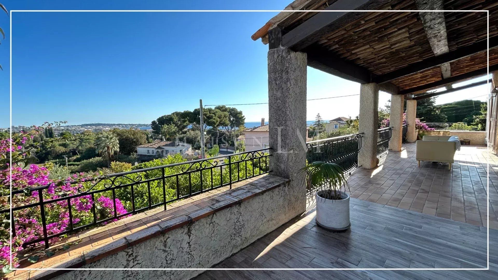 loger dans Golfe Juan, Provence-Alpes-Côte d'Azur 12846403