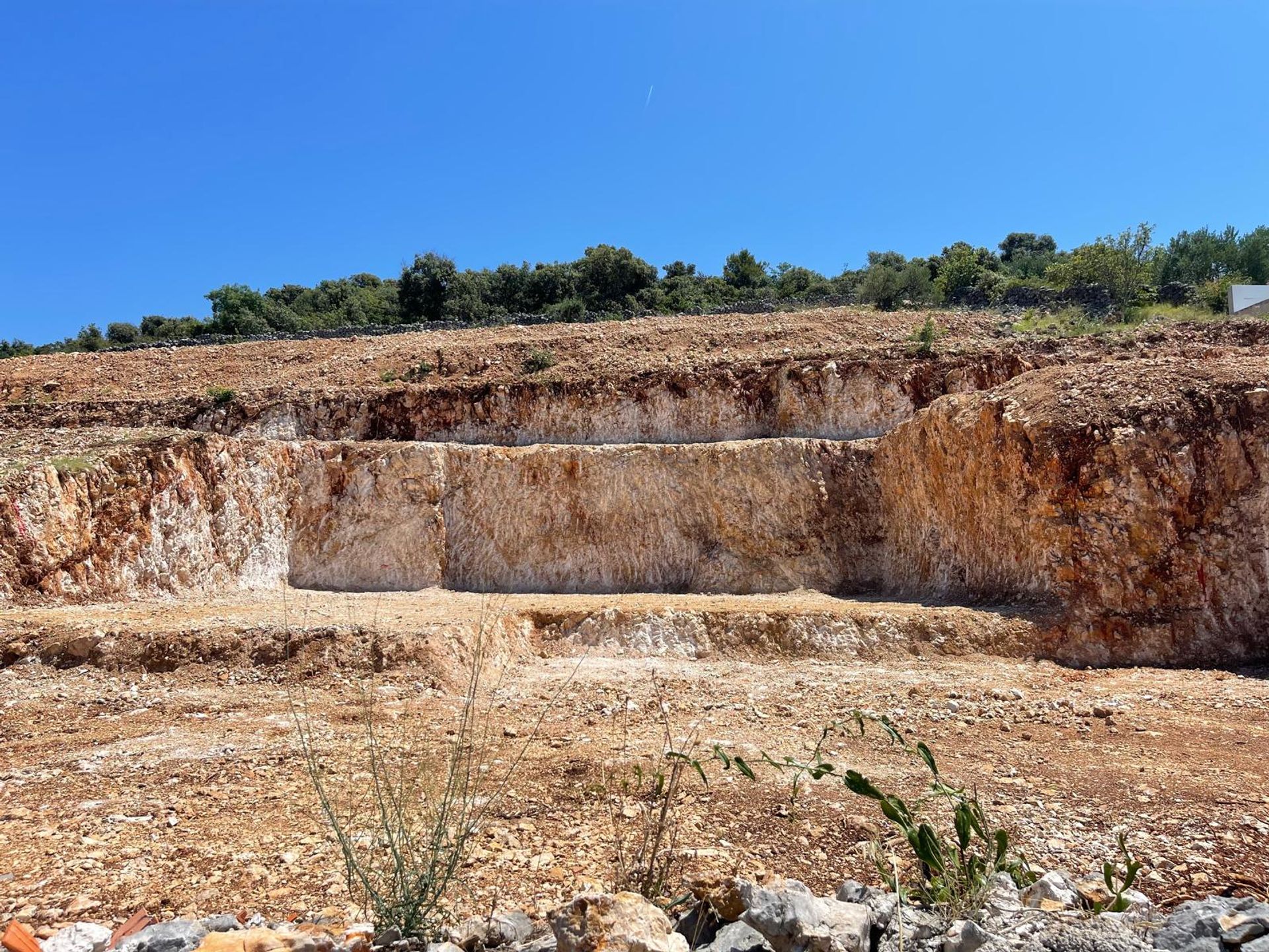 Jord i Arbanija, Splitsko-Dalmatinska Zupanija 12846508