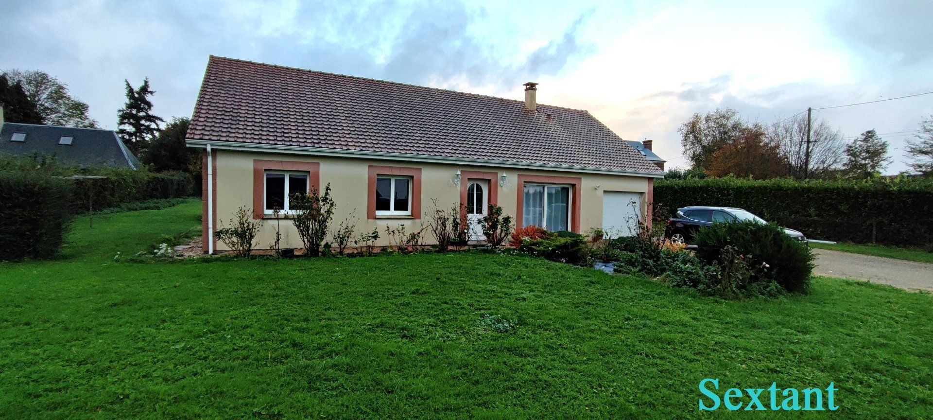 سكني في Montfort-sur-Risle, Normandy 12846670