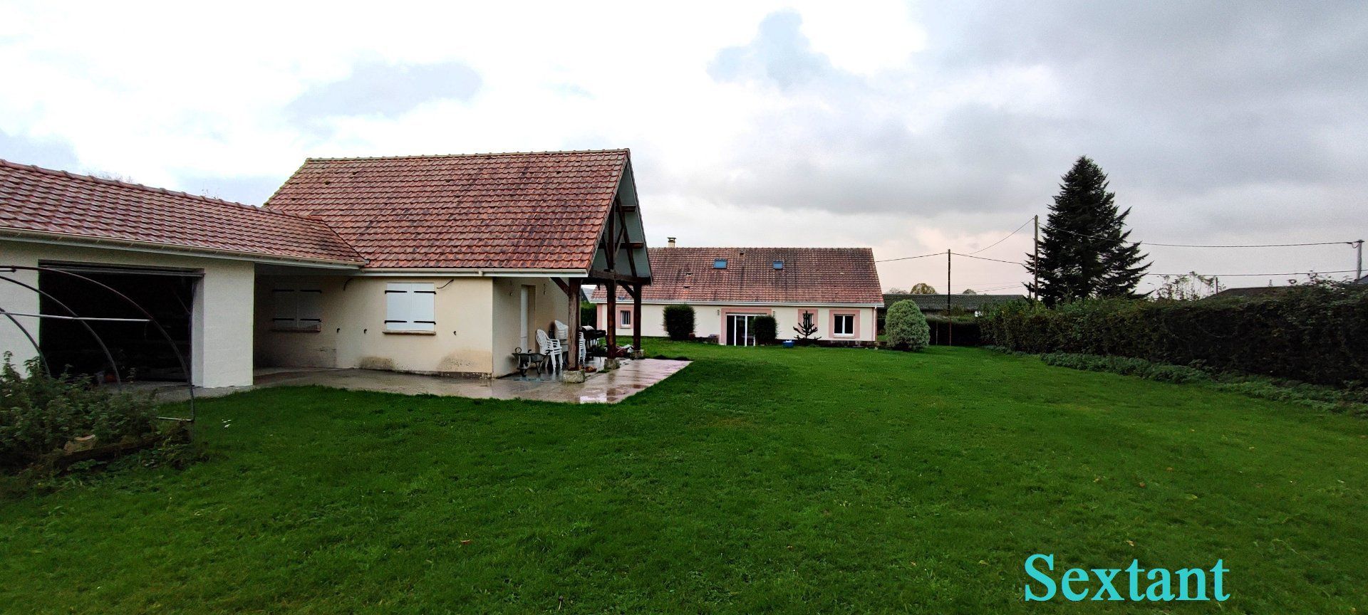 سكني في Montfort-sur-Risle, Normandy 12846670