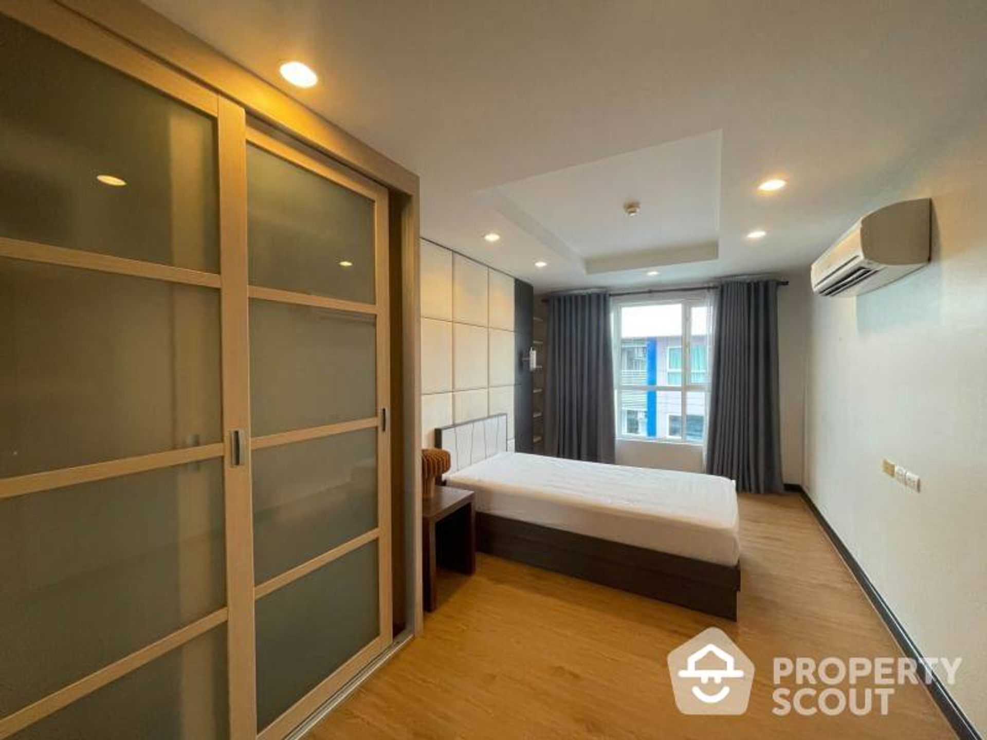 Condominium in , Krung Thep Maha Nakhon 12846936