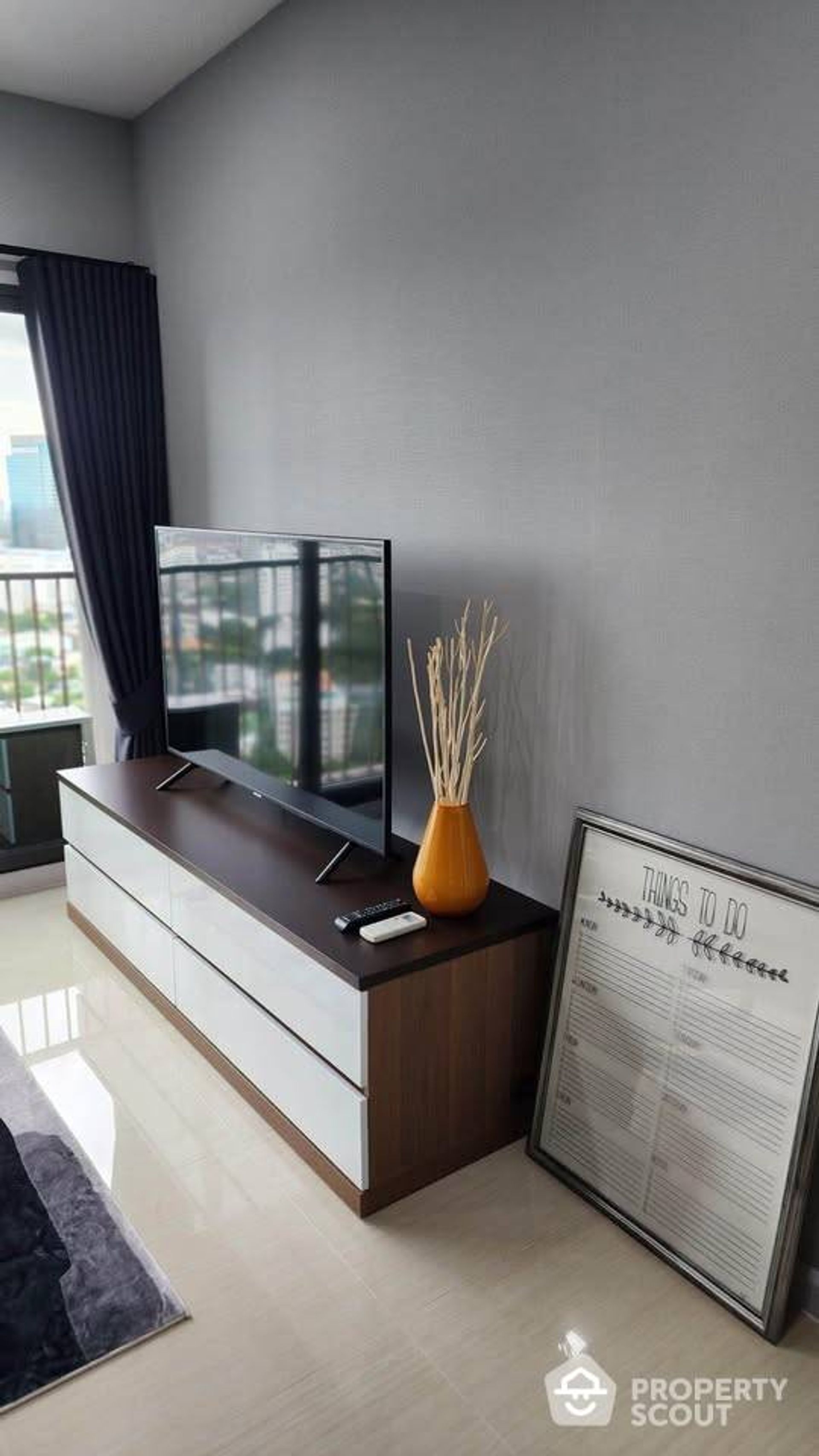 Condominium in Khlong Toei, Krung Thep Maha Nakhon 12846941