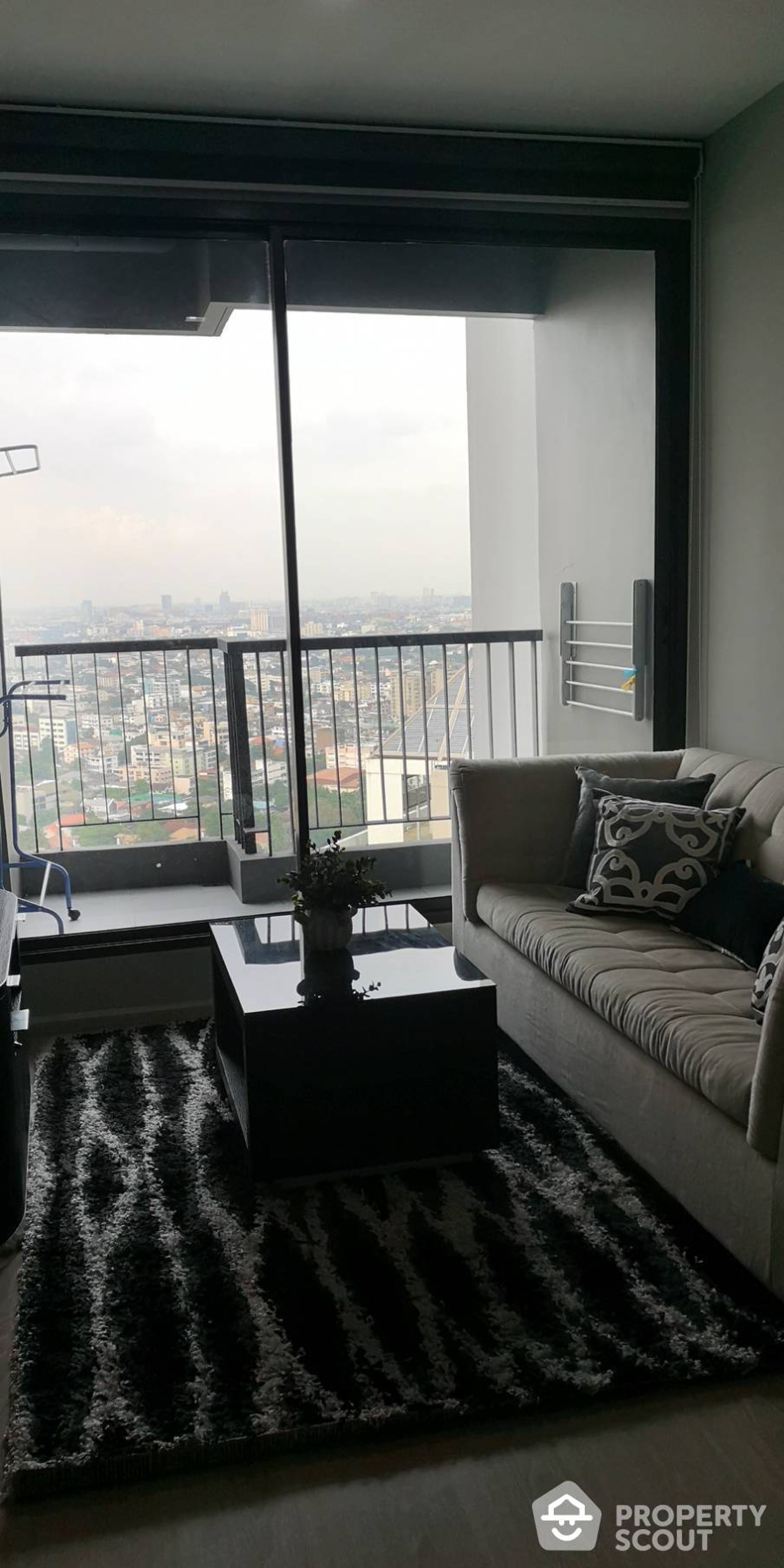 Condominium in , Krung Thep Maha Nakhon 12847519