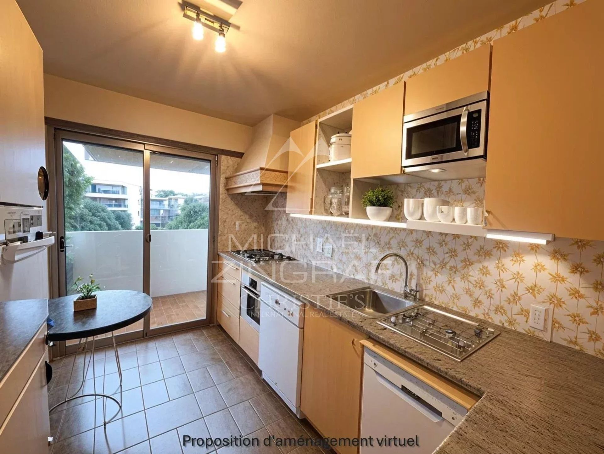 Condominium in Nice, Alpes-Maritimes 12848144