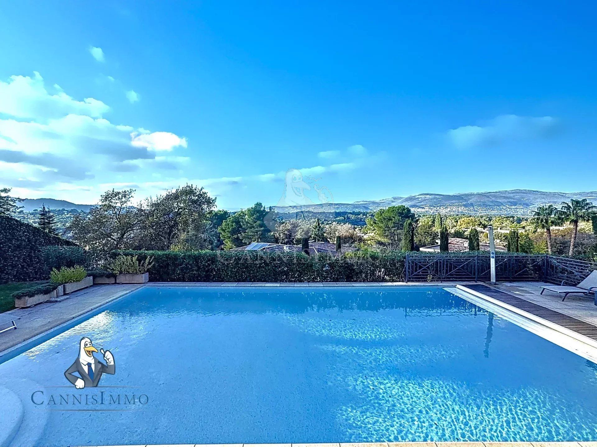 Kediaman dalam Mougins, Alpes-Maritimes 12848150