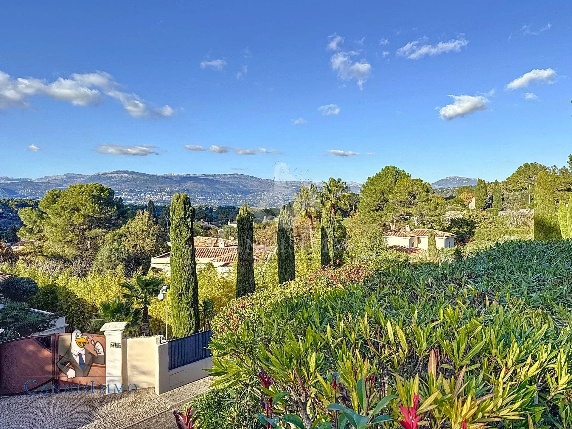 Rumah di Mougins, Alpes-Maritimes 12848150